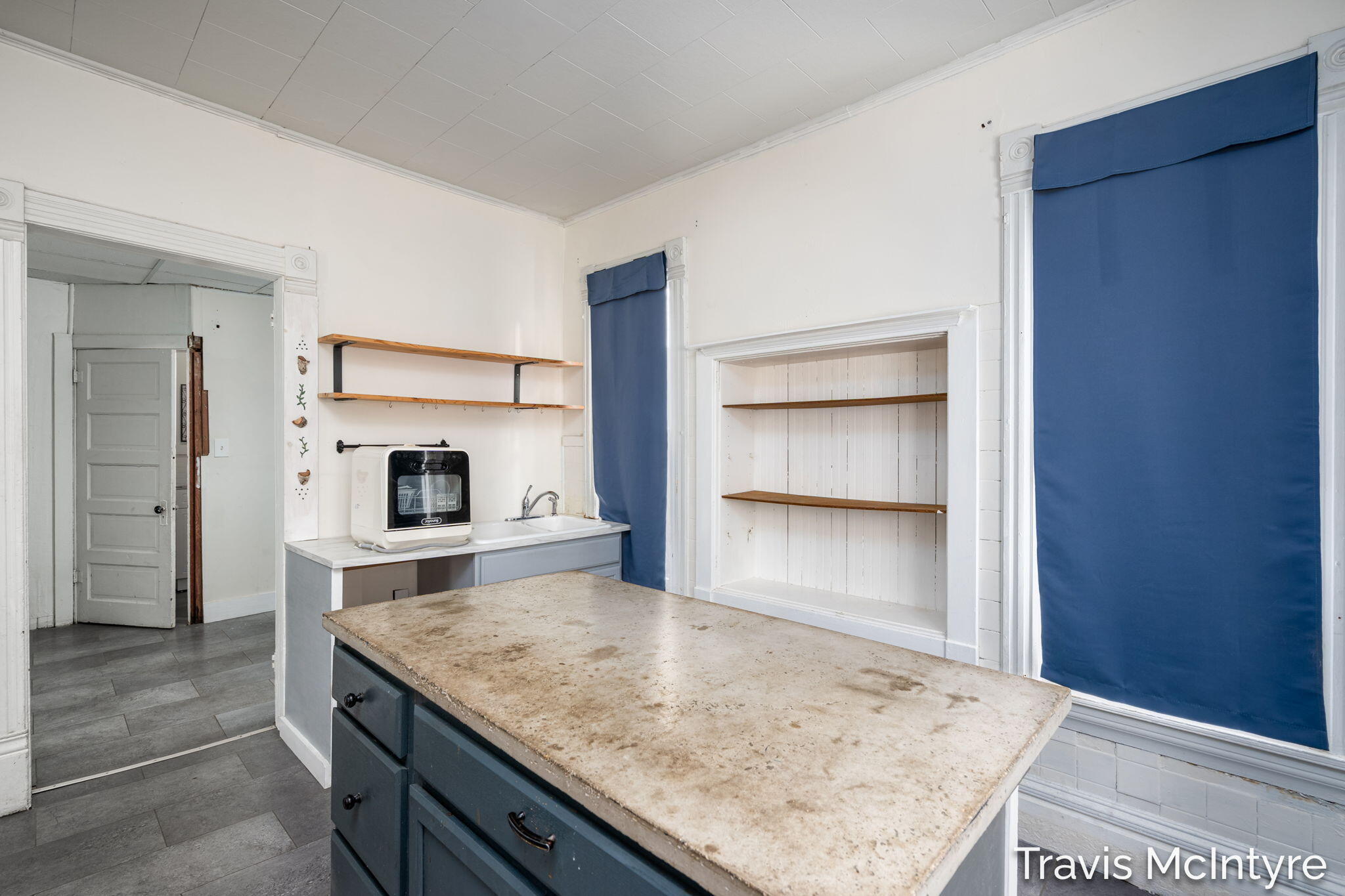 908 Eastern Avenue SE Grand Rapids MI 49507