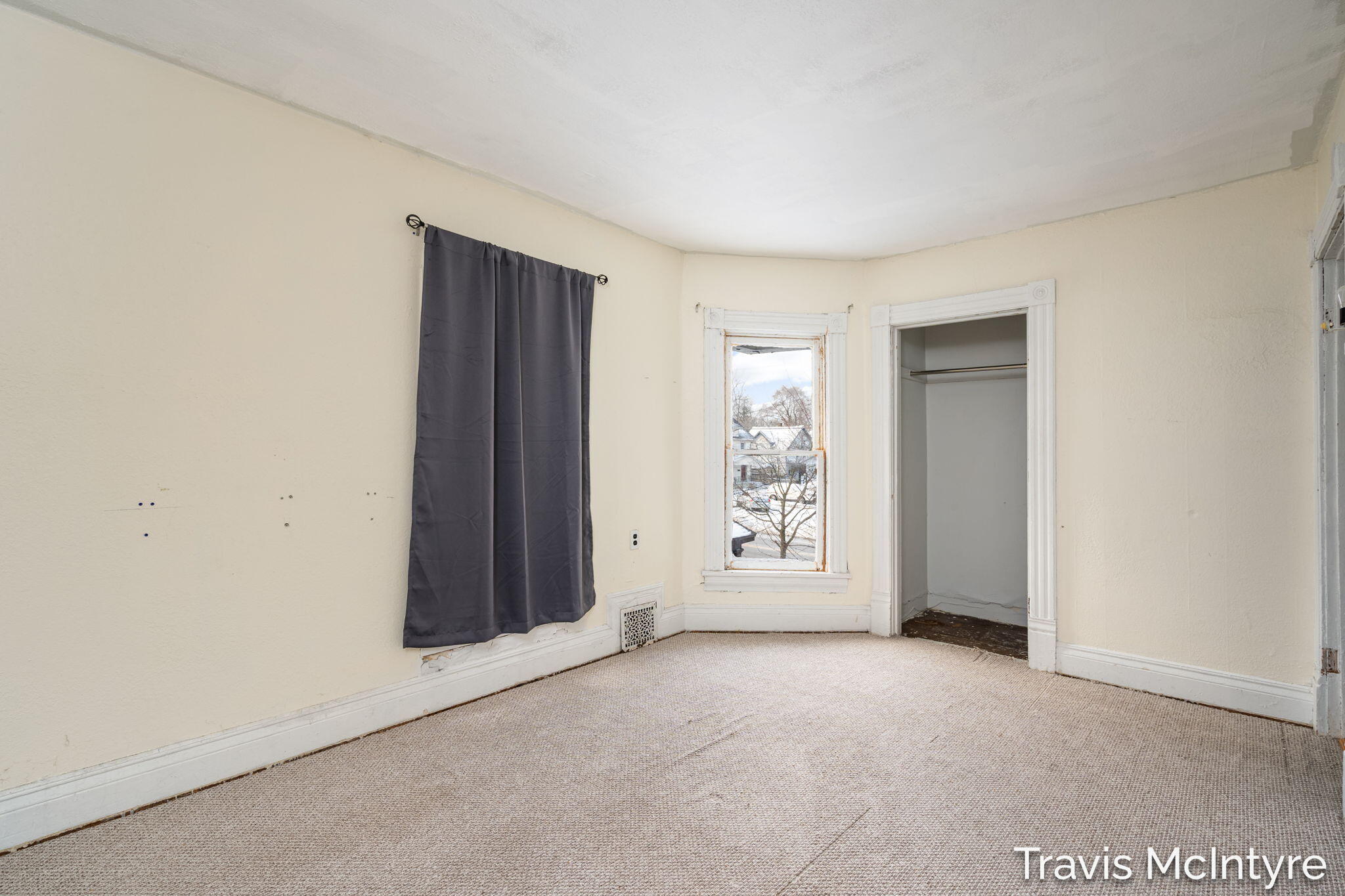 908 Eastern Avenue SE Grand Rapids MI 49507