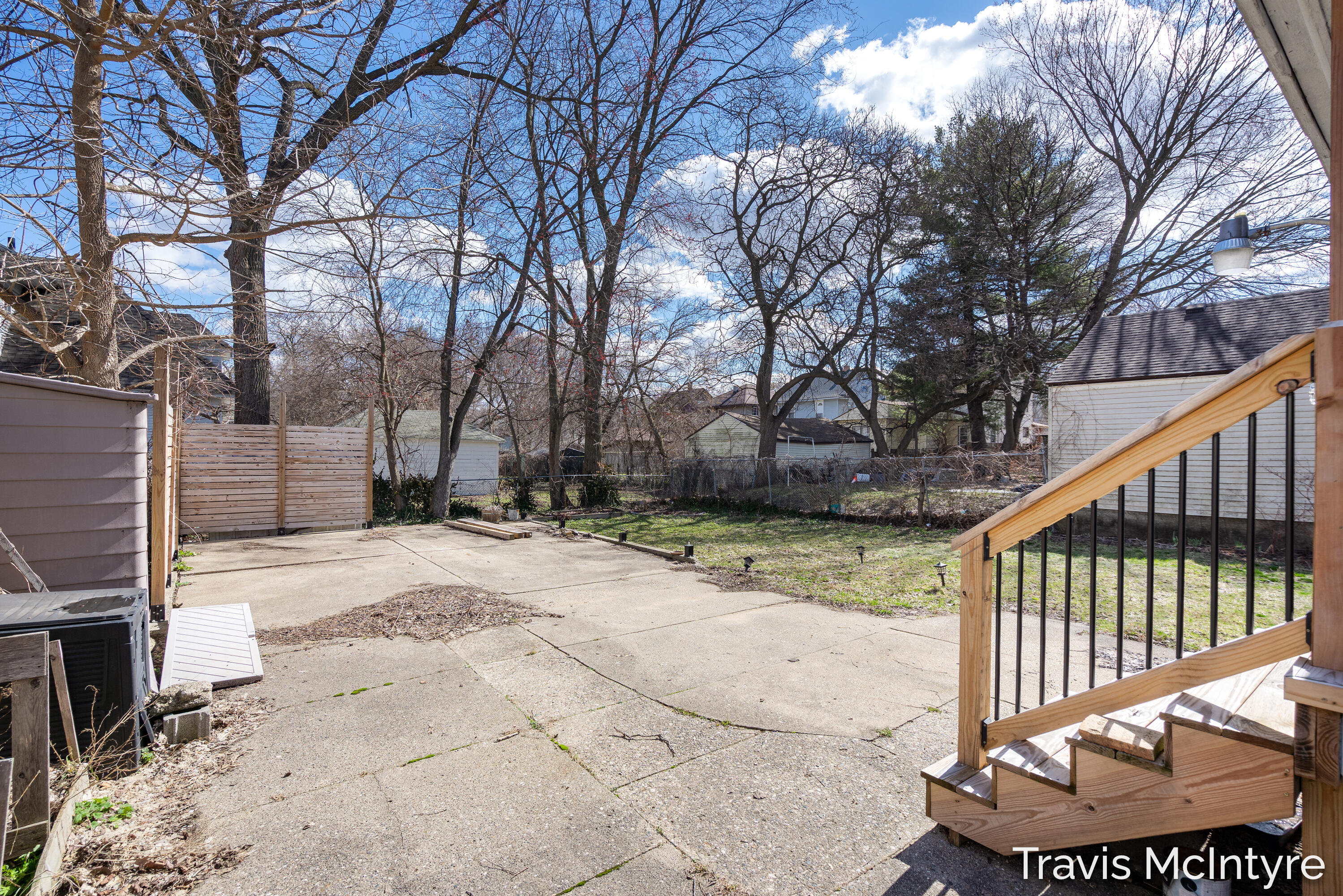 908 Eastern Avenue SE Grand Rapids MI 49507