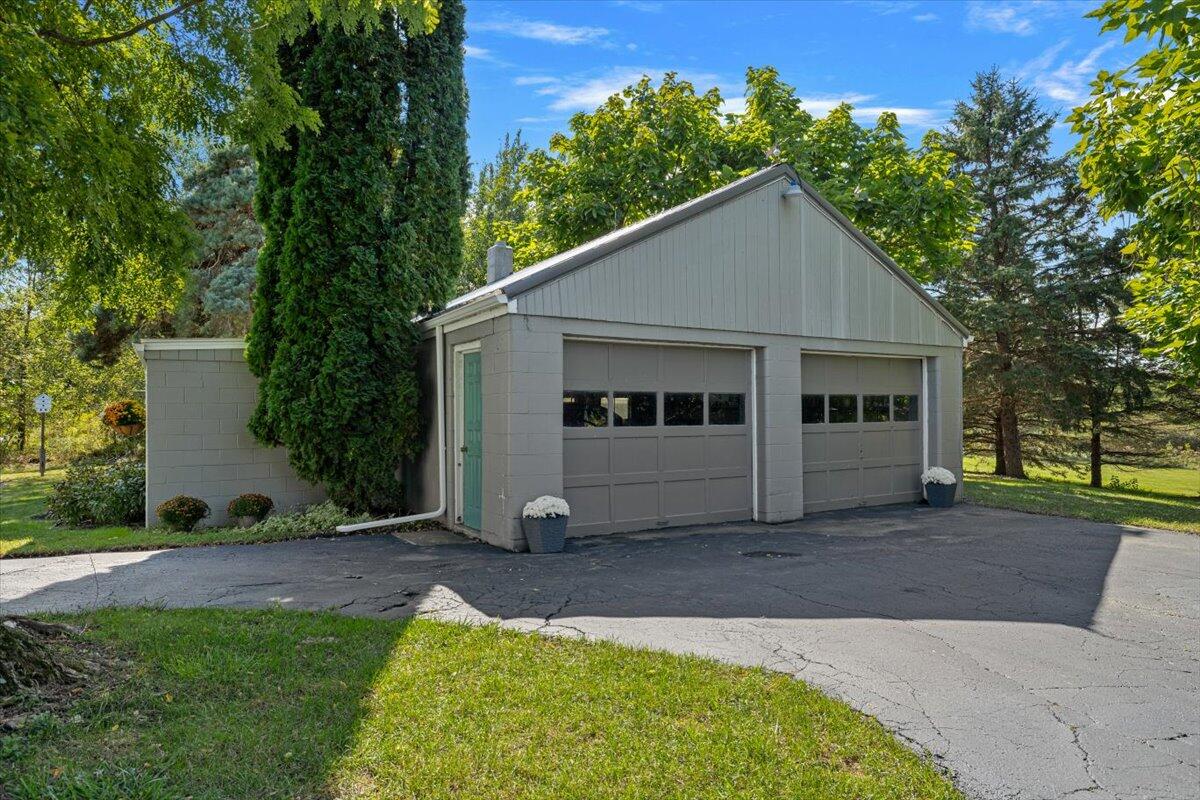 19196 Cleveland Avenue Galien MI 49113