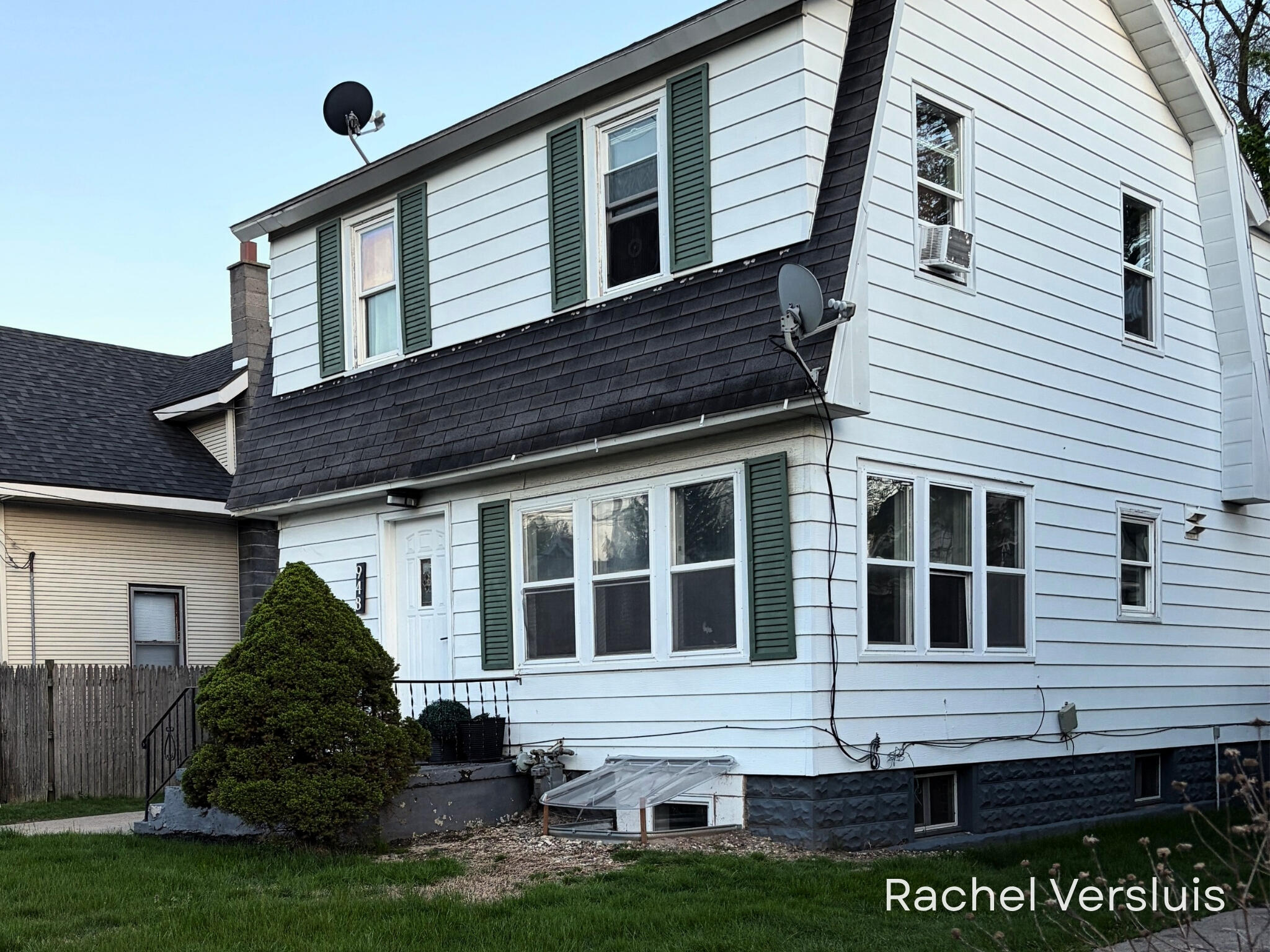 948 Richmond Street NW Grand Rapids MI 49504
