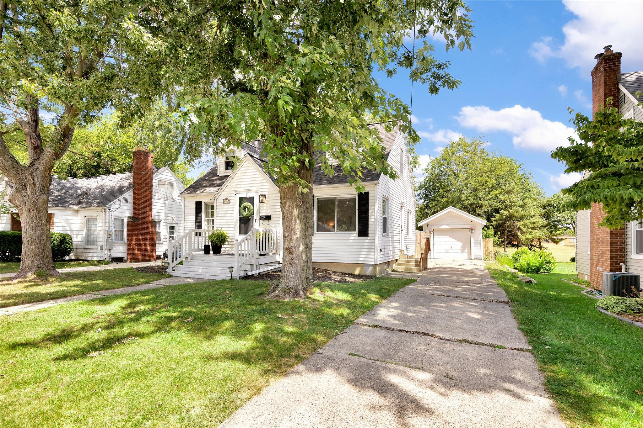 1900 Sylvan Avenue SE Grand Rapids MI 49506