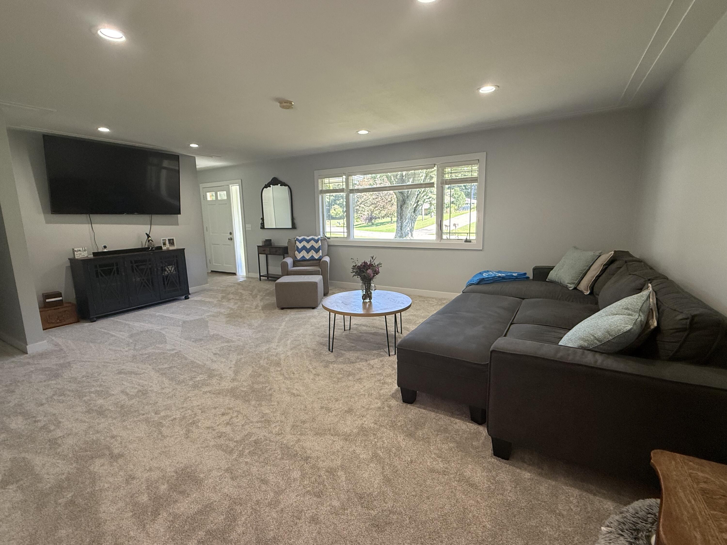 6817 Springbrook Lane Kalamazoo MI 49004