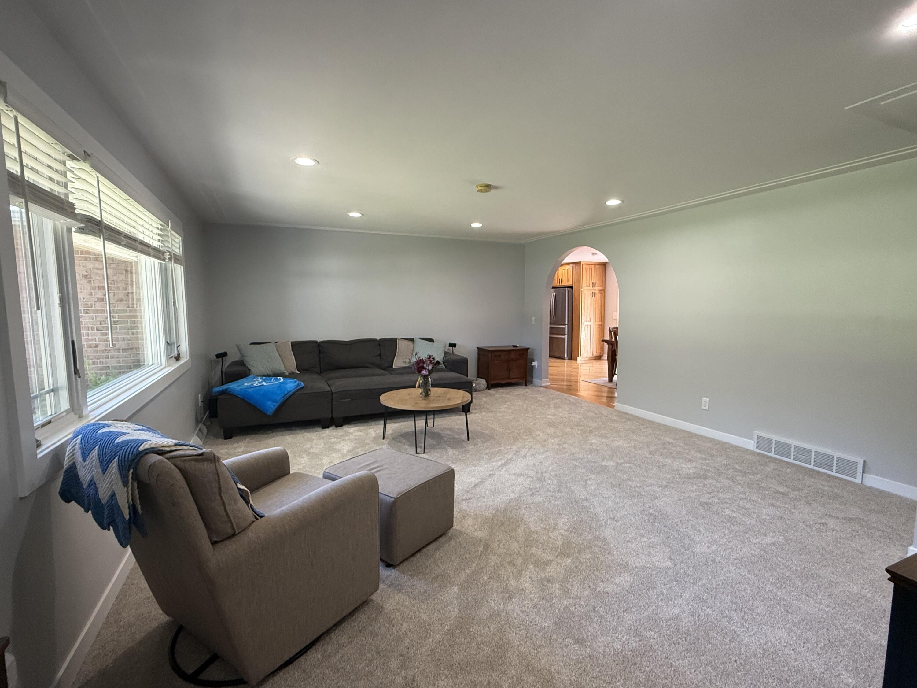 6817 Springbrook Lane Kalamazoo MI 49004