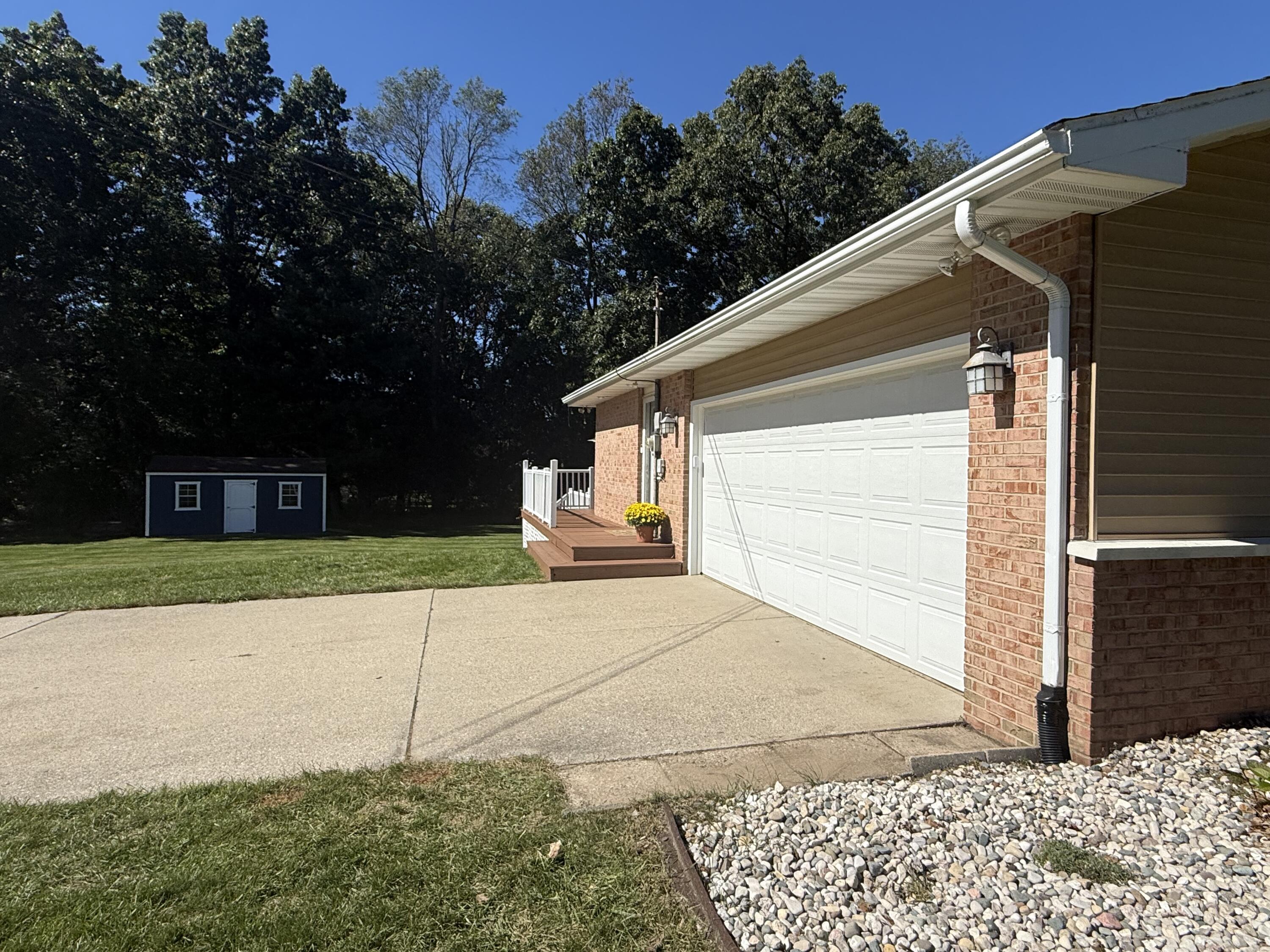6817 Springbrook Lane Kalamazoo MI 49004