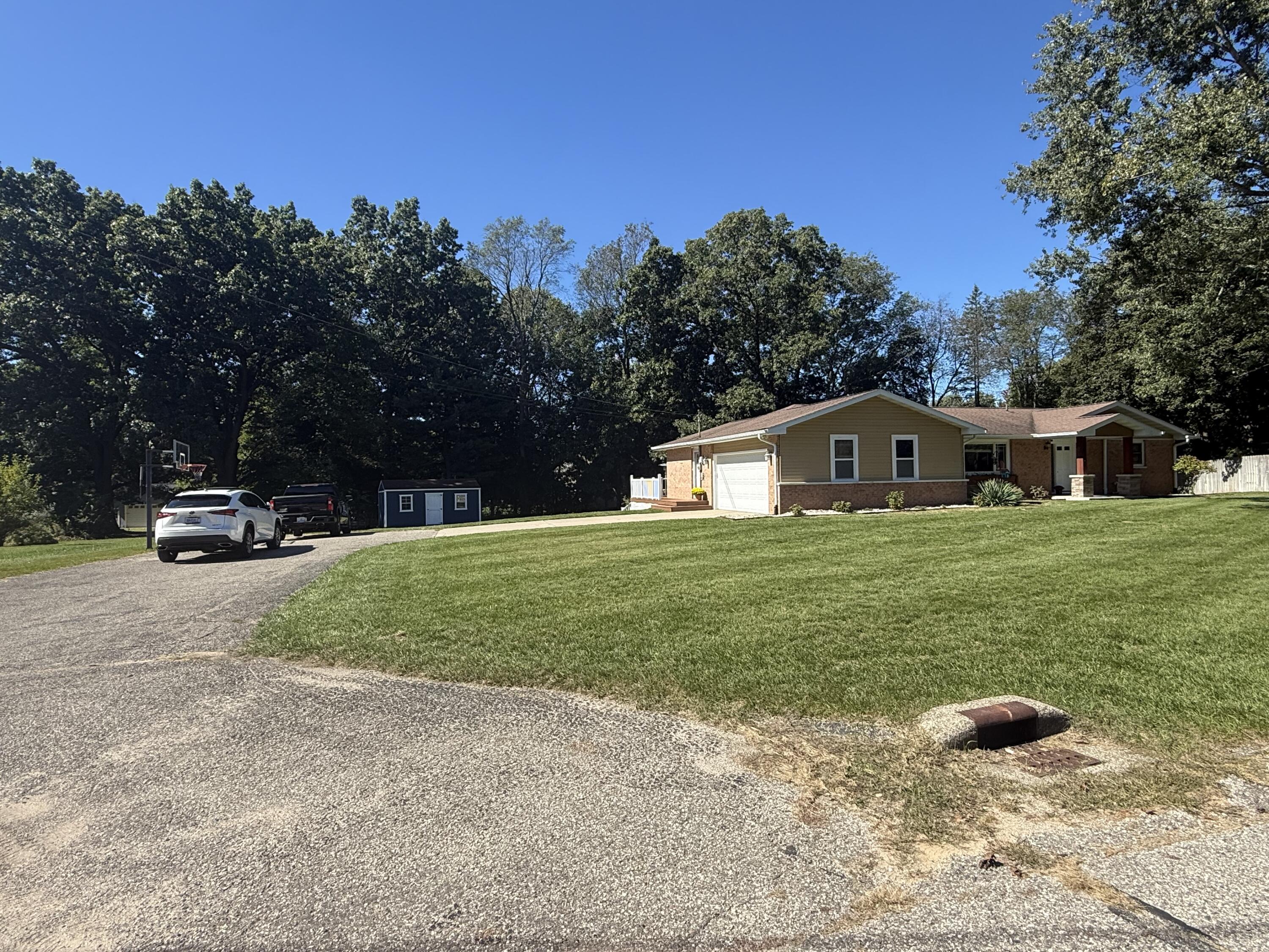 6817 Springbrook Lane Kalamazoo MI 49004