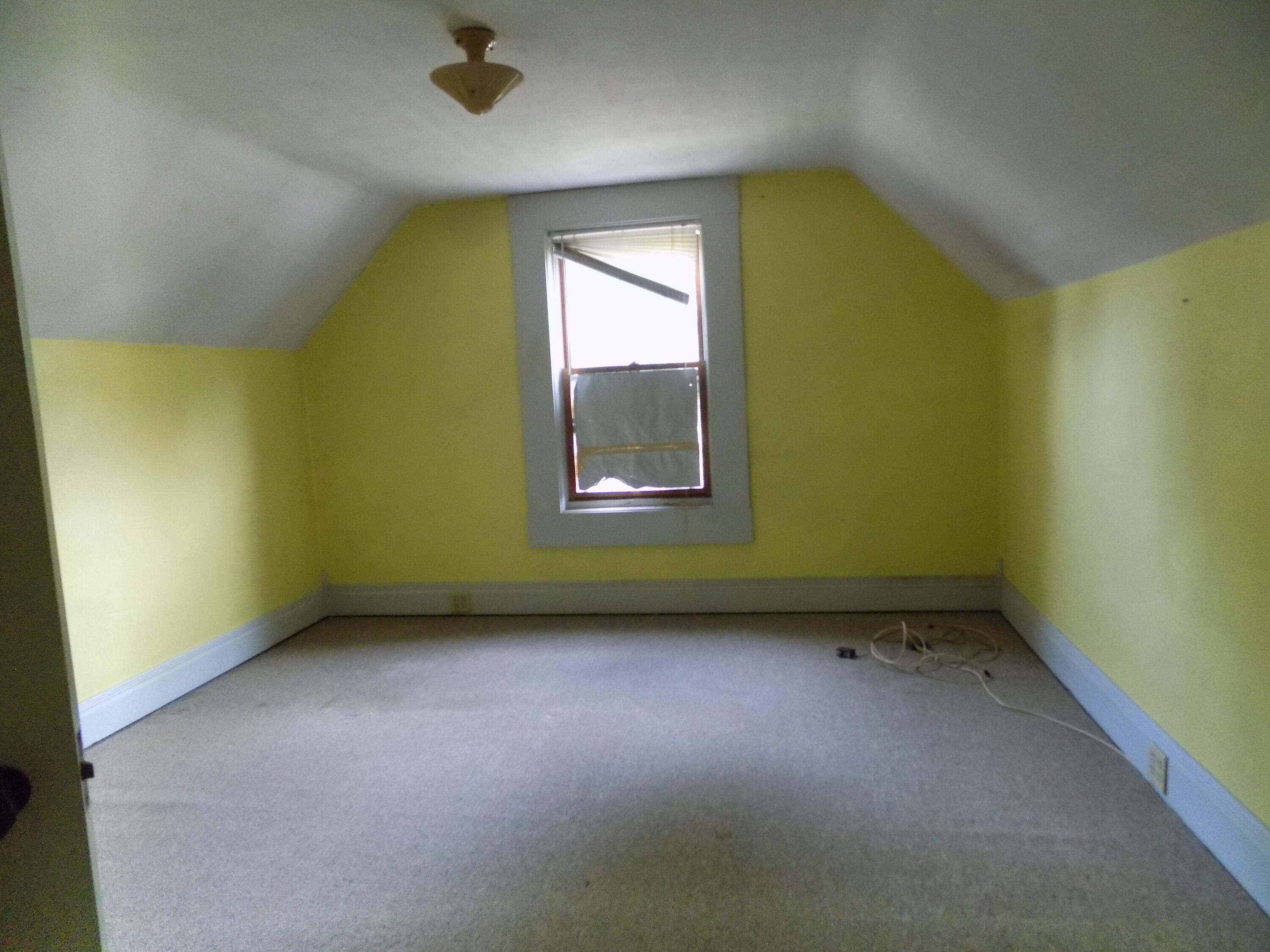 166 N West Street Coloma MI 49038