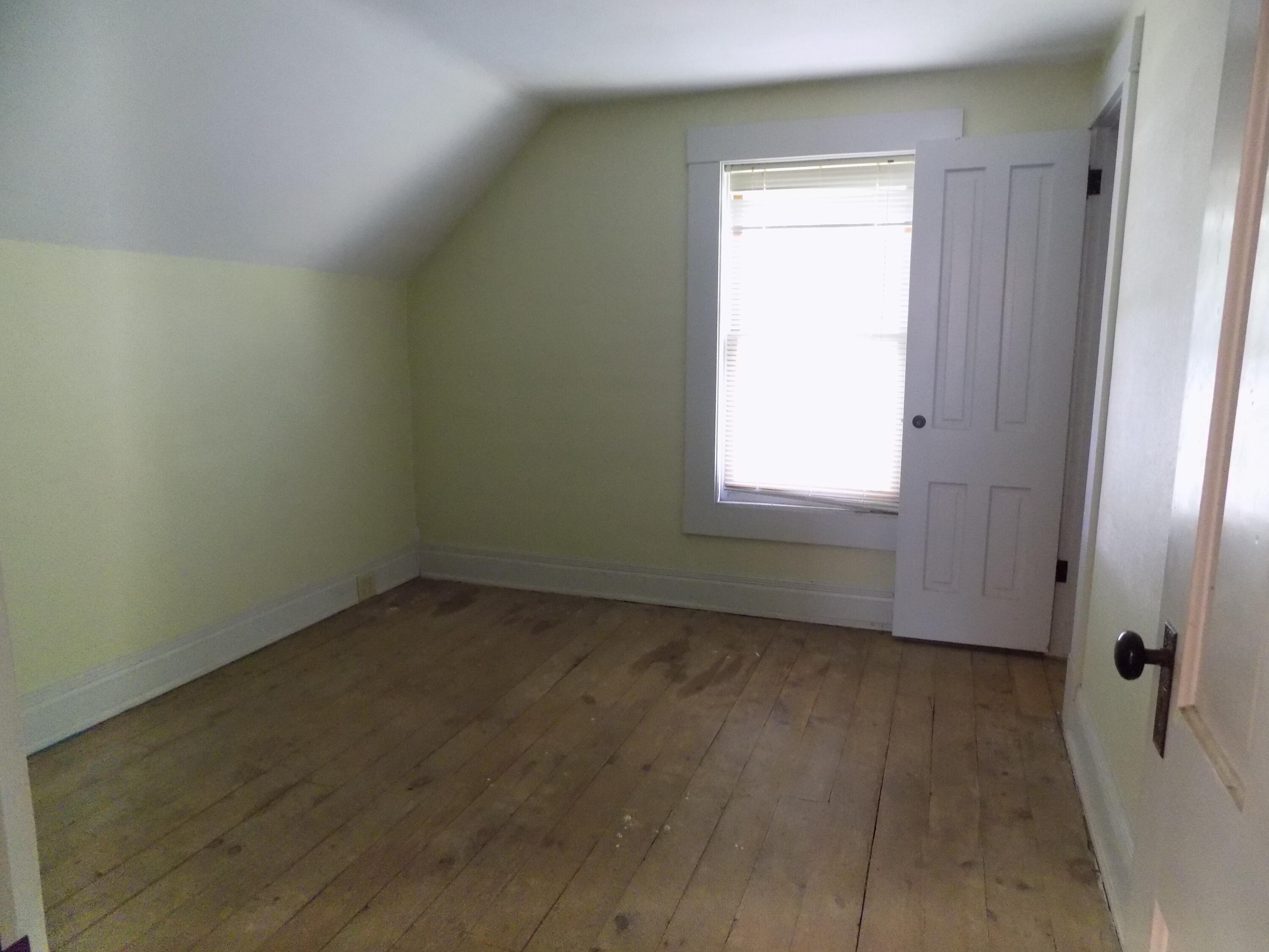 166 N West Street Coloma MI 49038