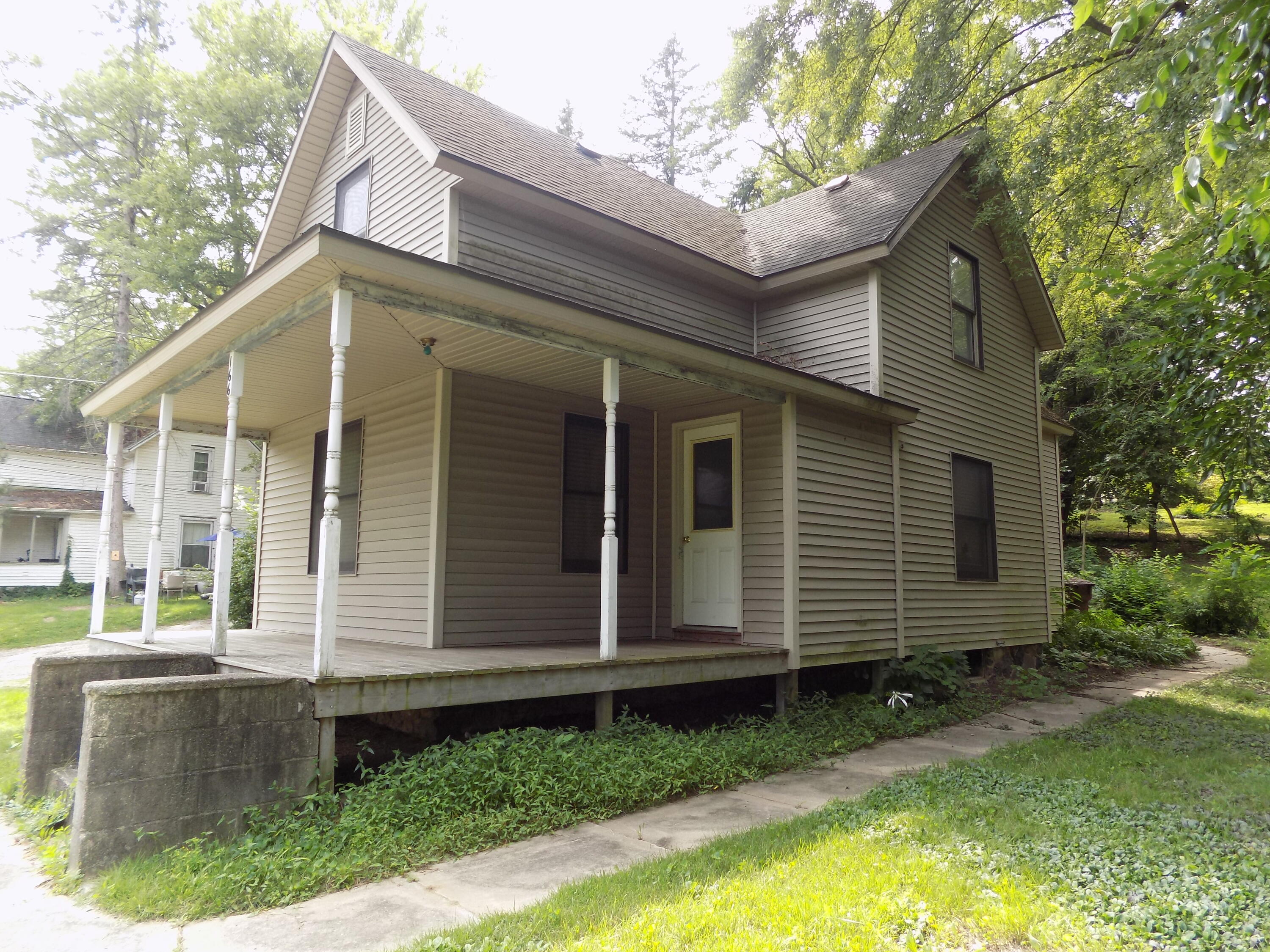 166 N West Street Coloma MI 49038