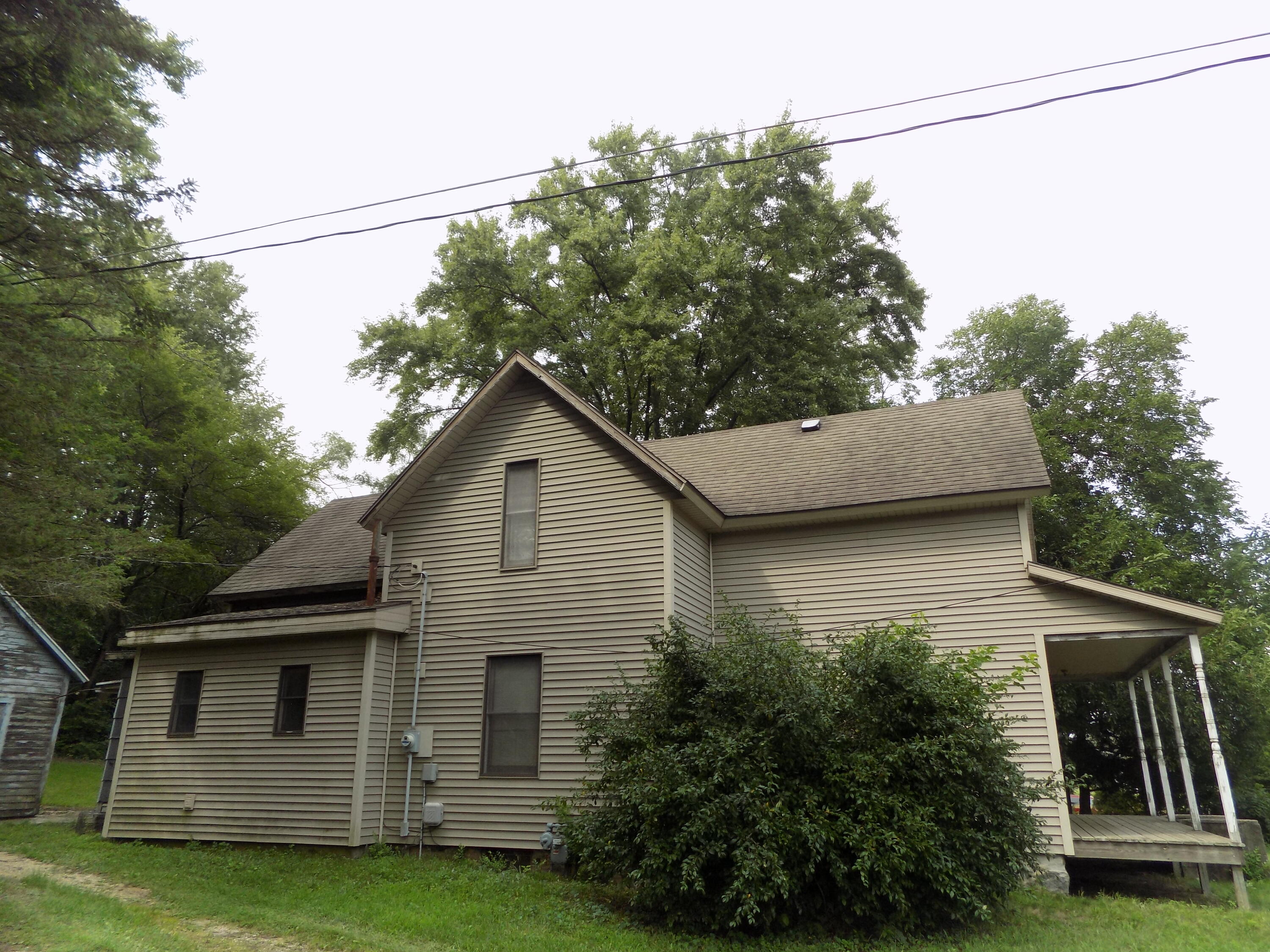 166 N West Street Coloma MI 49038