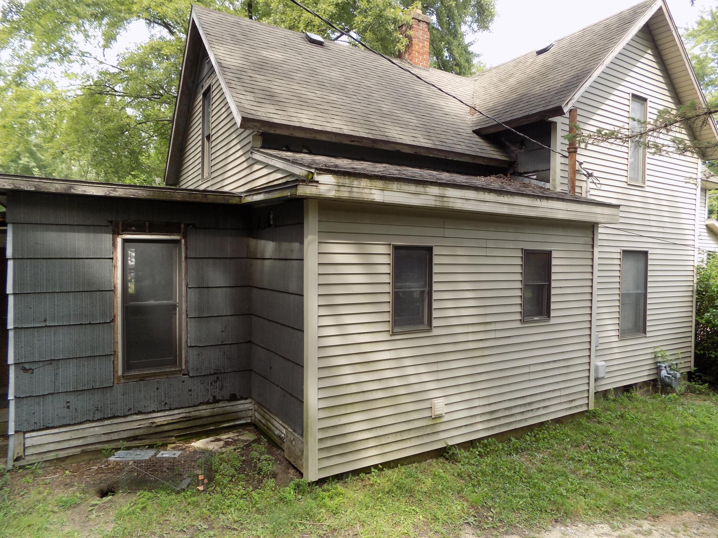 166 N West Street Coloma MI 49038
