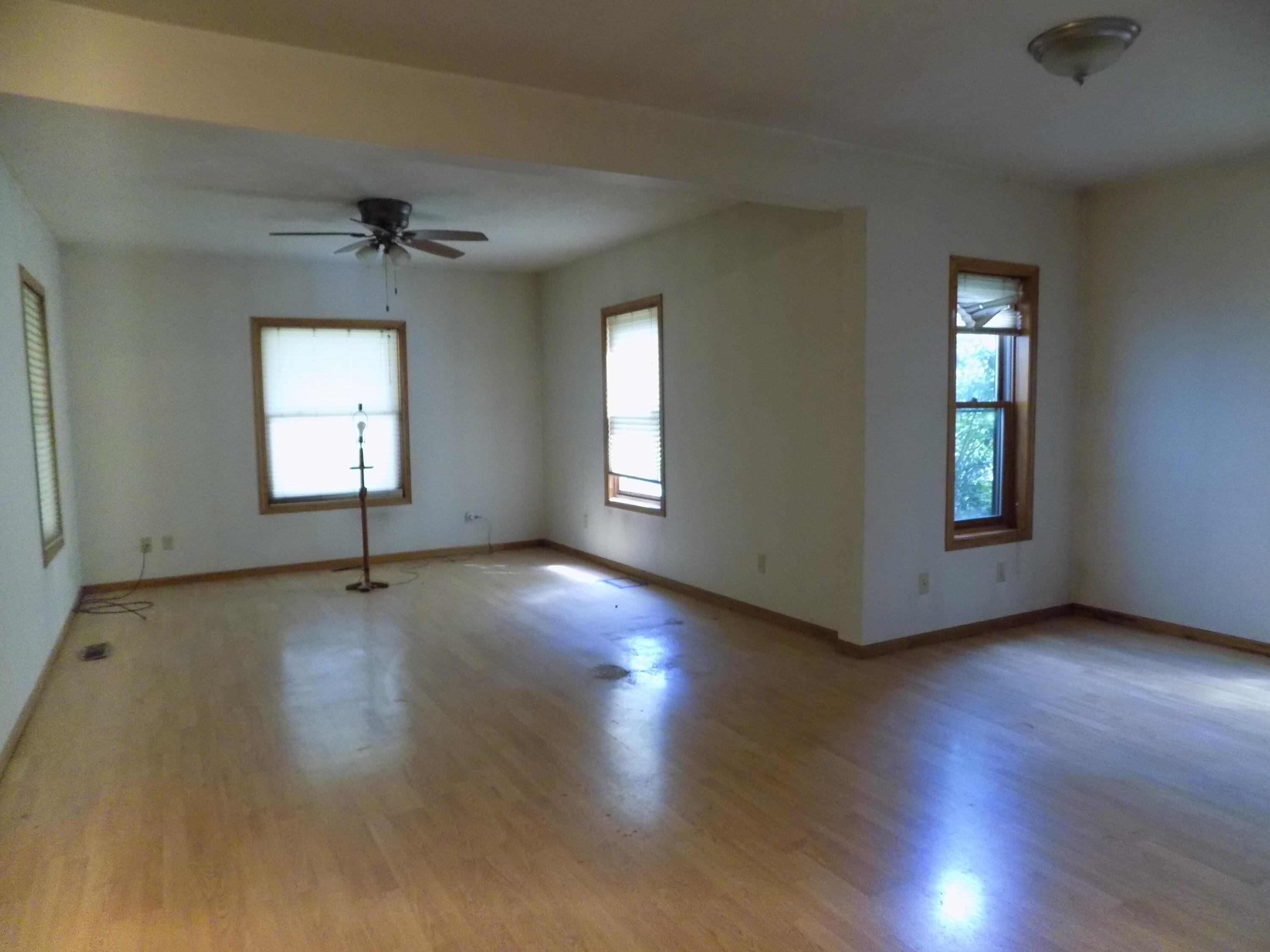 166 N West Street Coloma MI 49038