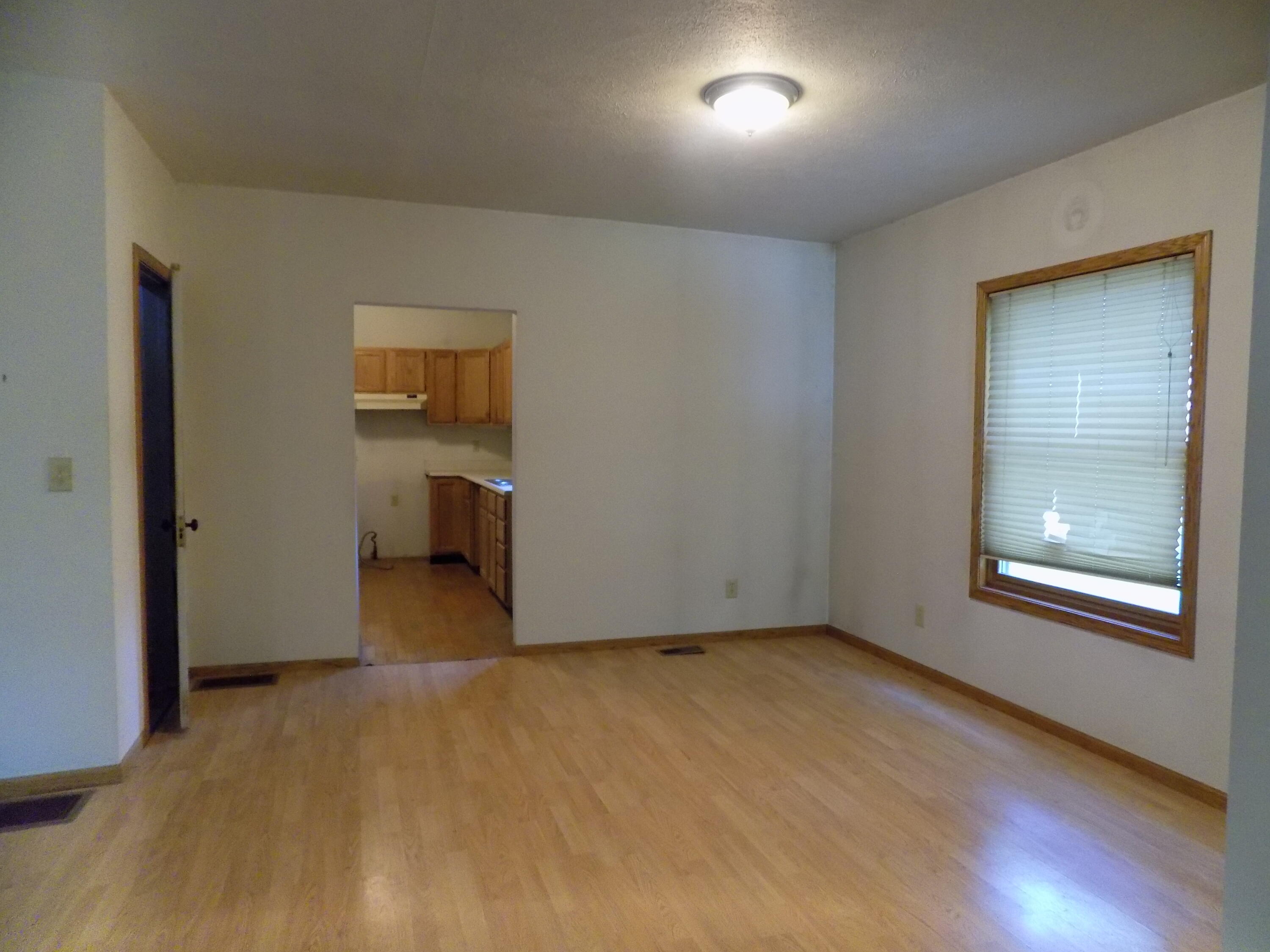 166 N West Street Coloma MI 49038