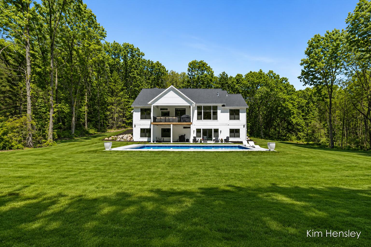 8571 Young Avenue NE Rockford MI 49341
