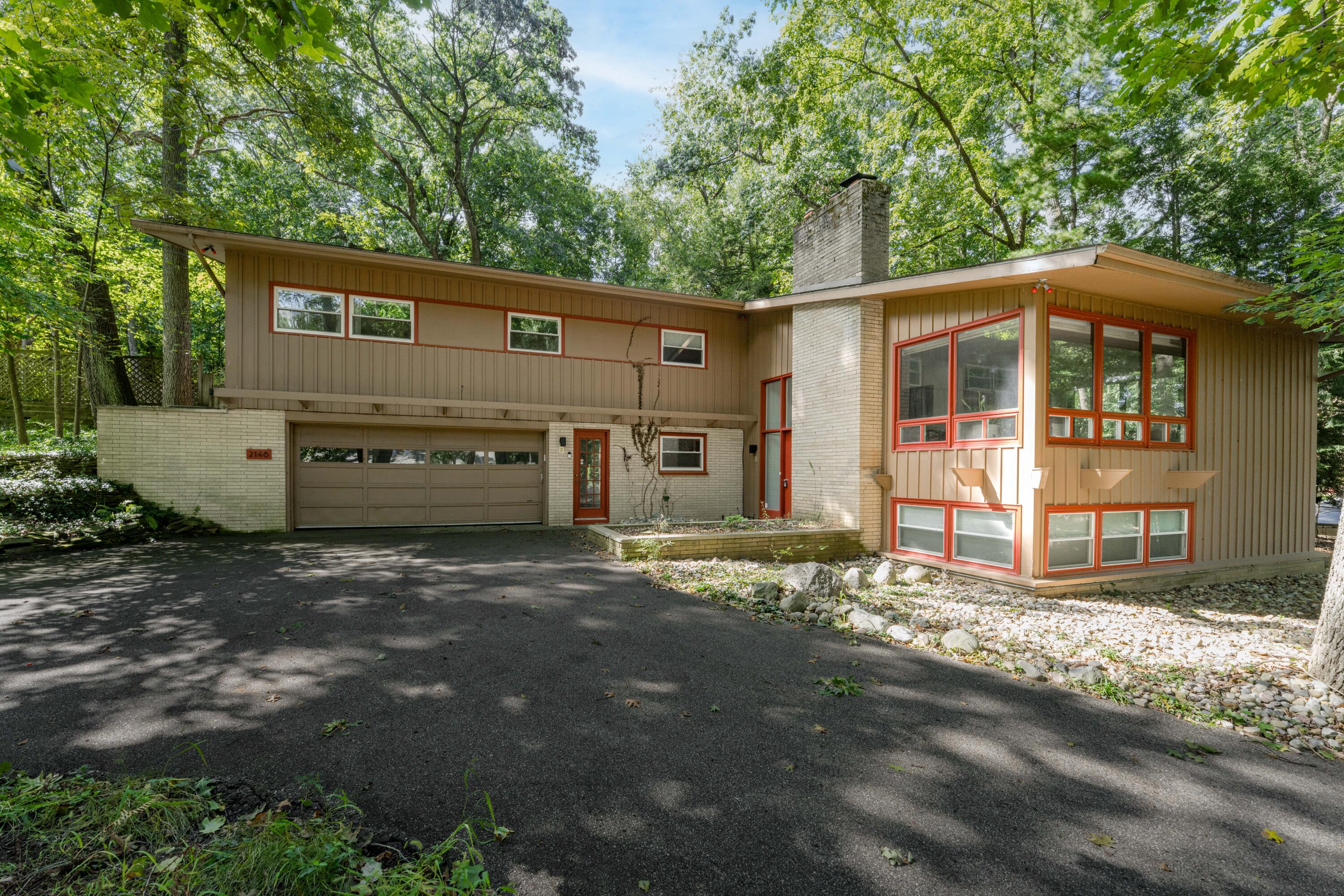 2146 Treehaven Drive Kalamazoo MI 49008