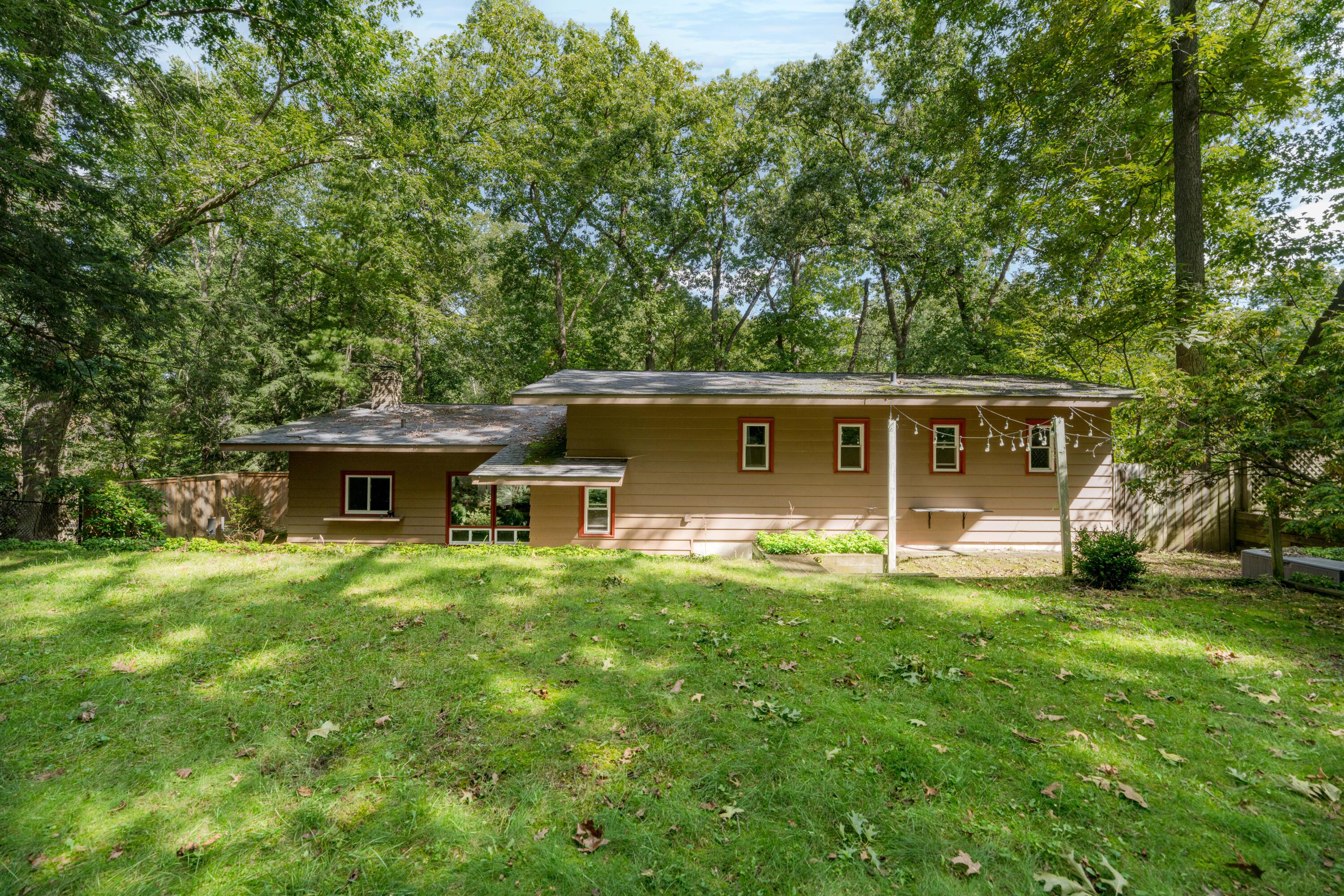 2146 Treehaven Drive Kalamazoo MI 49008