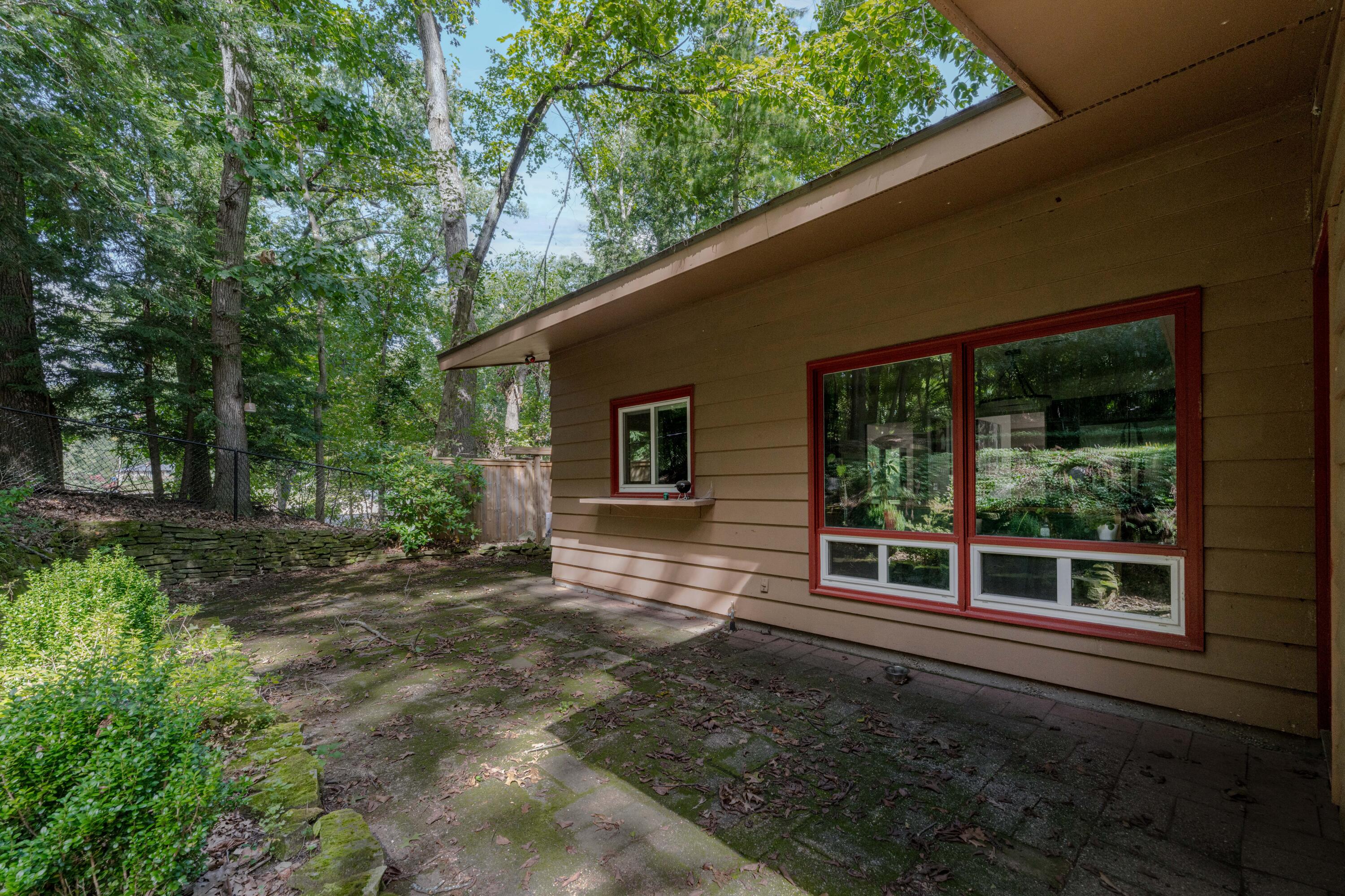 2146 Treehaven Drive Kalamazoo MI 49008