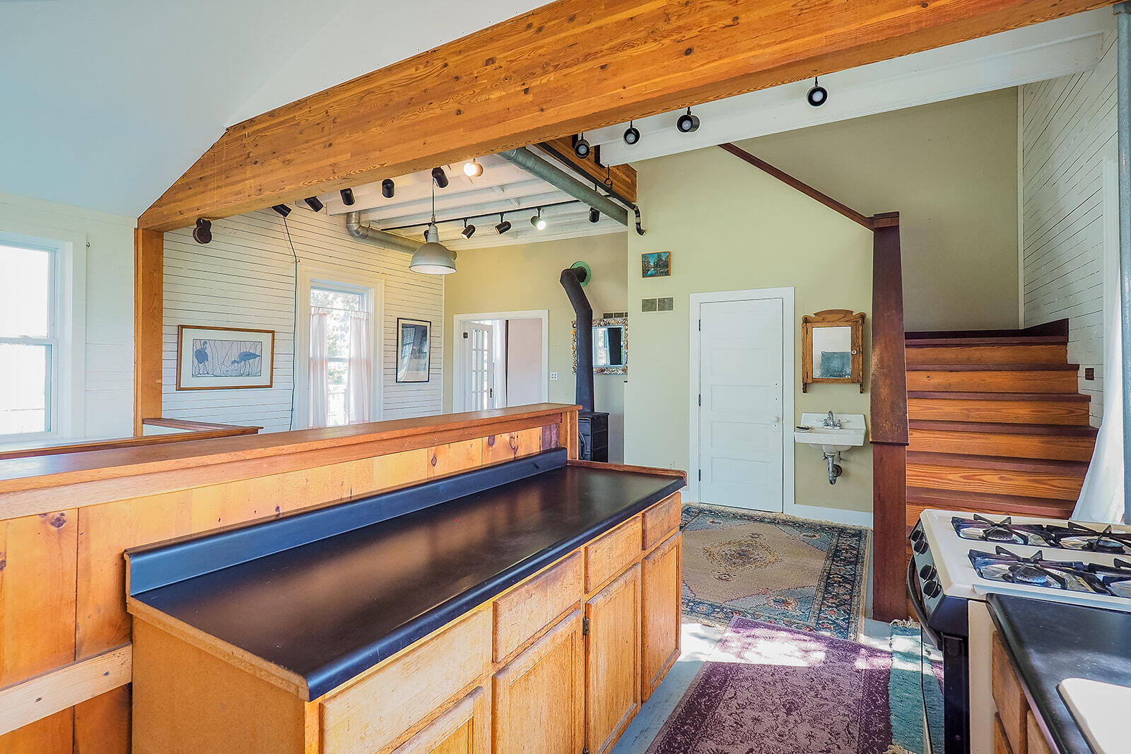 24 W Linden Street W Three Oaks MI 49128