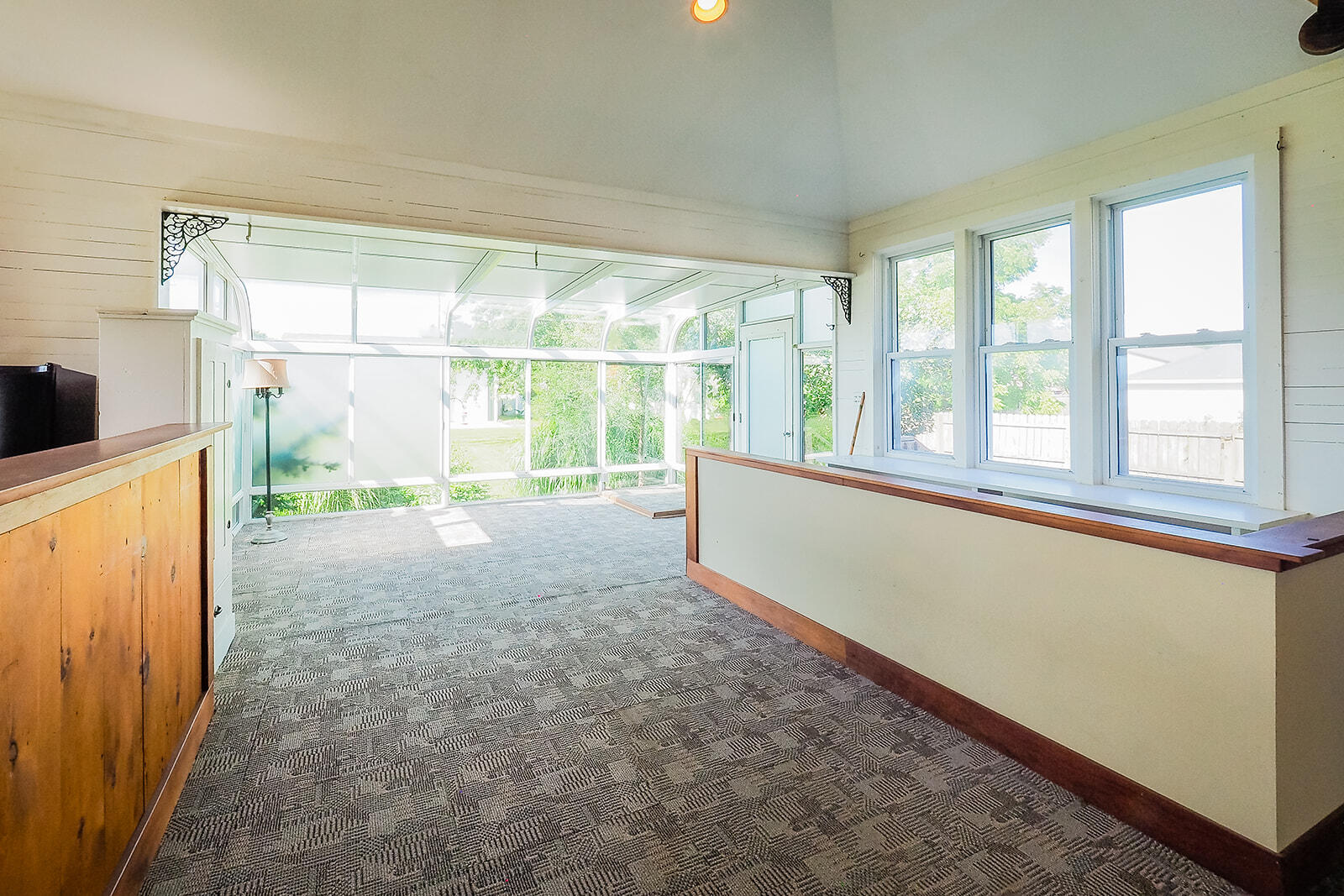 24 W Linden Street W Three Oaks MI 49128