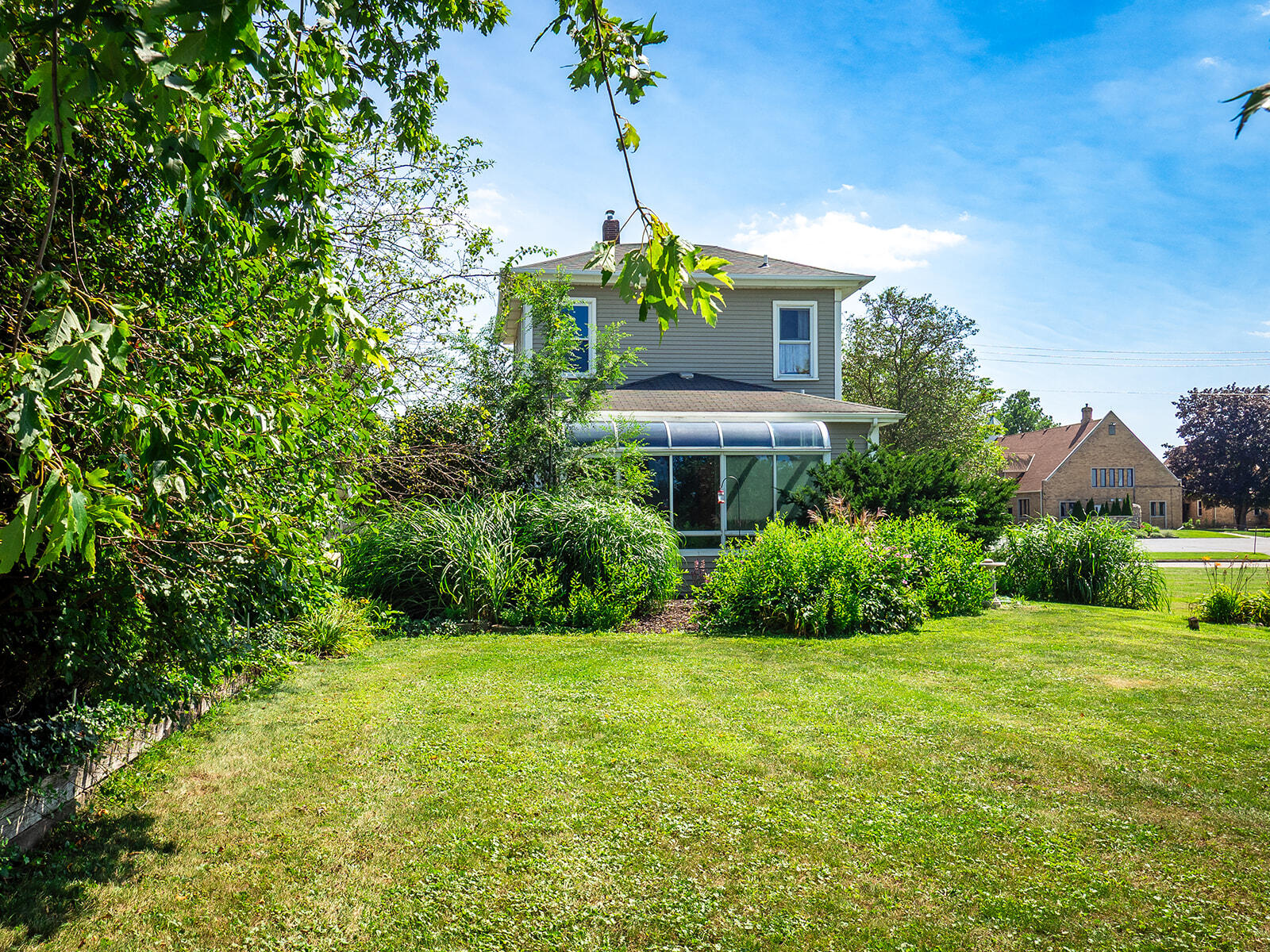 24 W Linden Street W Three Oaks MI 49128