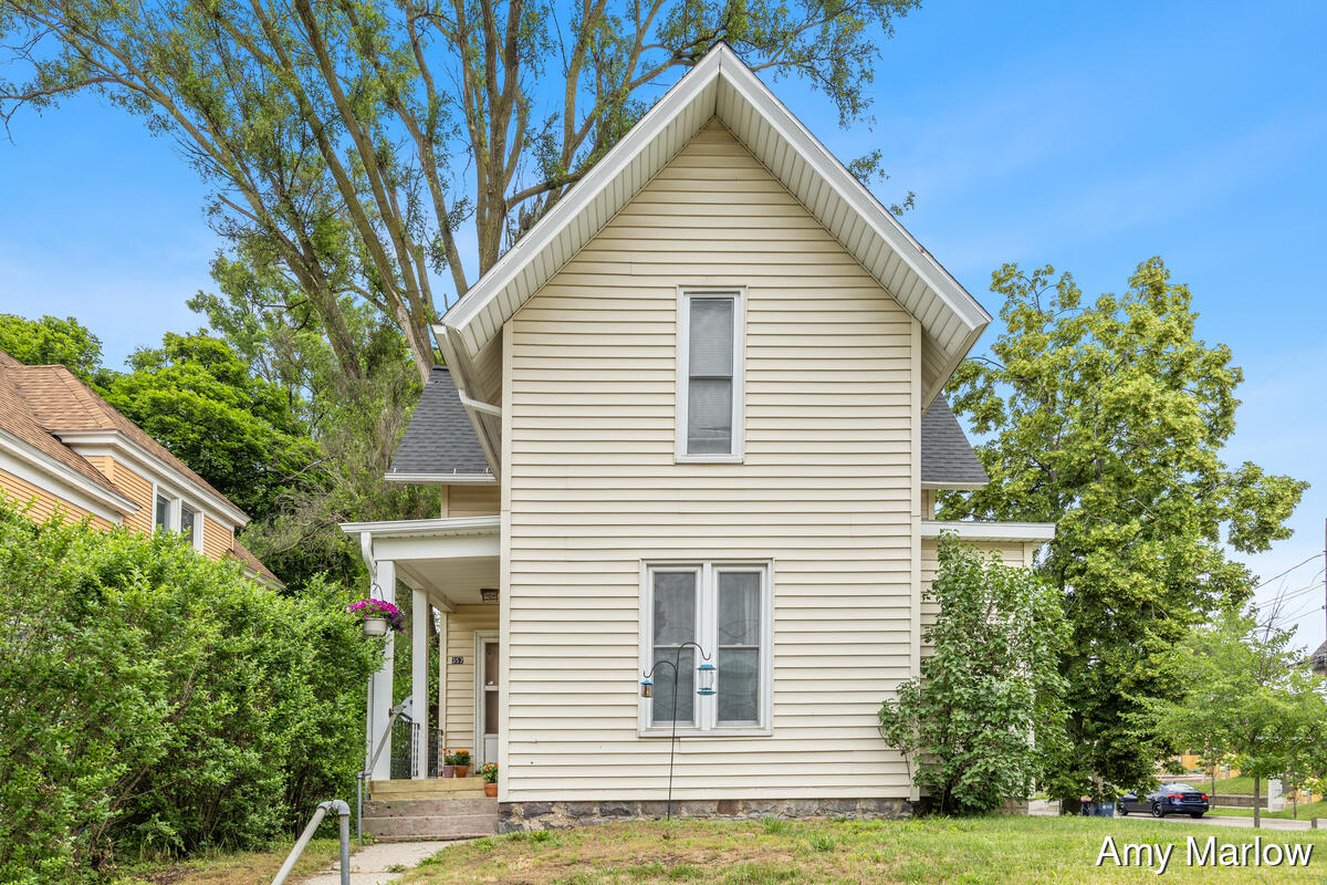 357 Quimby Street NE Grand Rapids MI 49505