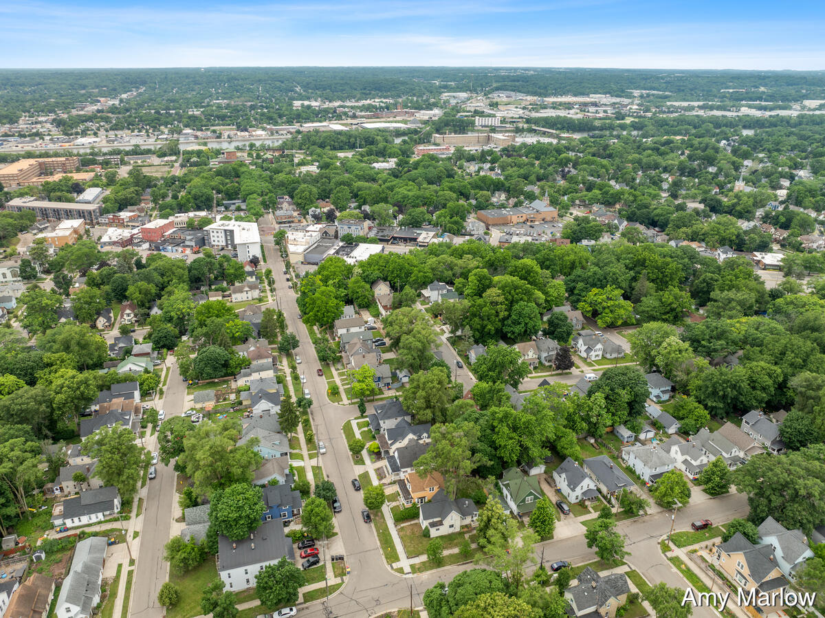 357 Quimby Street NE Grand Rapids MI 49505