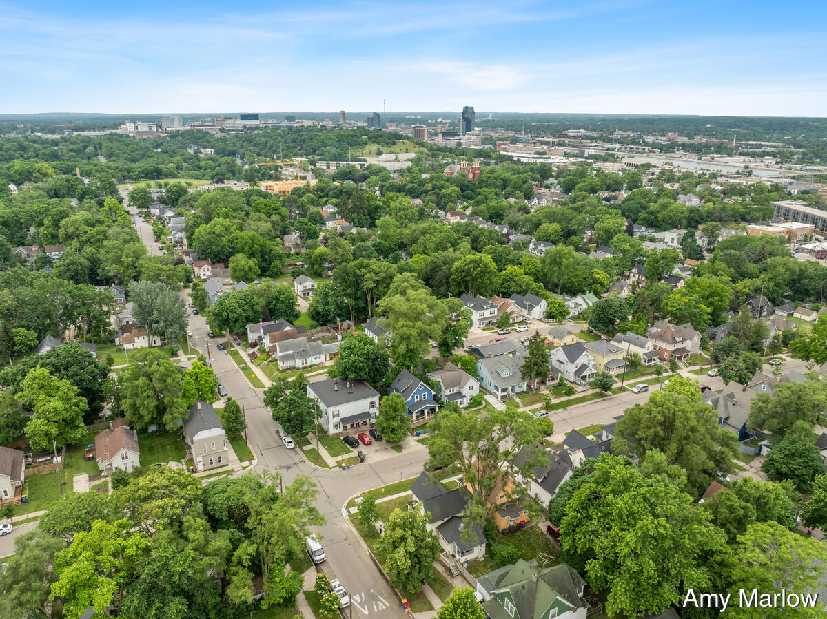 357 Quimby Street NE Grand Rapids MI 49505
