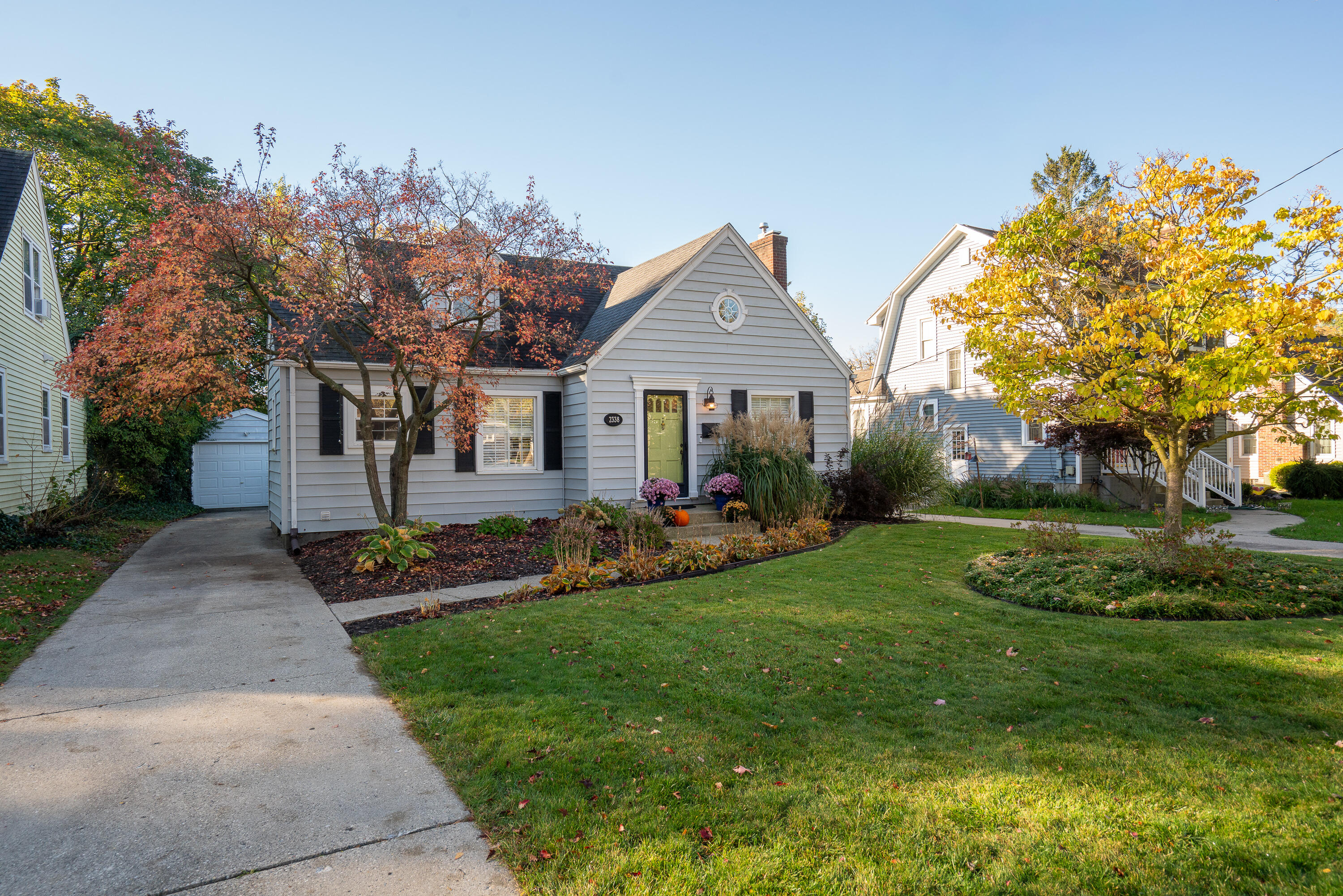 2338 Burchard Street SE East Grand Rapids MI 49506