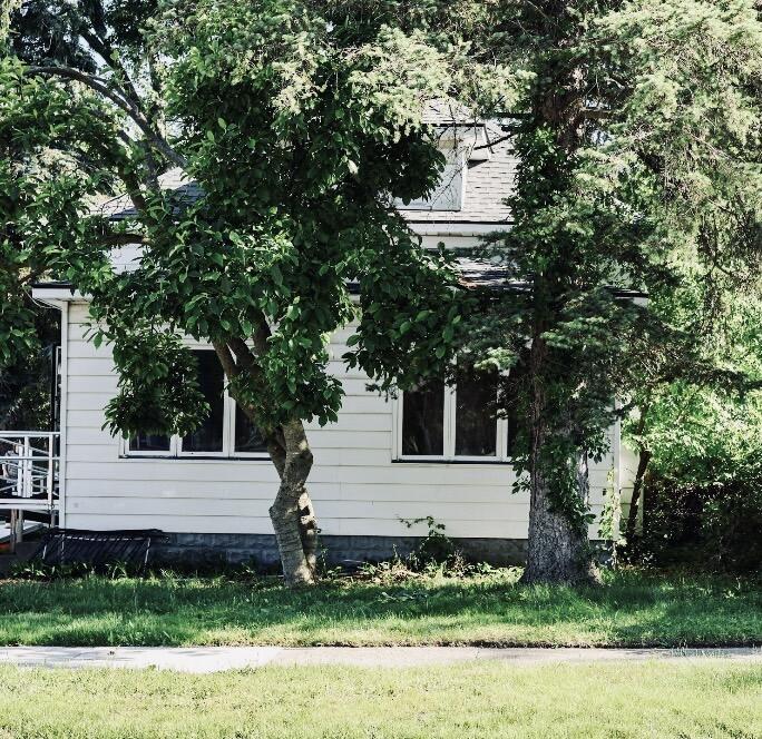 1079 W Southern Avenue Muskegon MI 49441