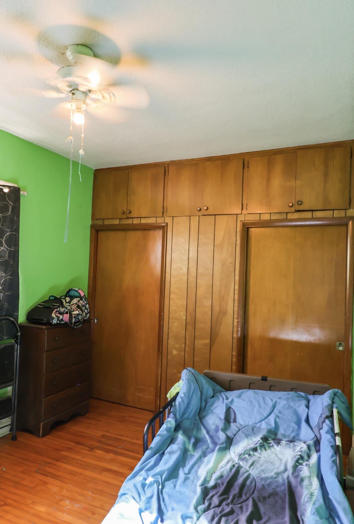 1079 W Southern Avenue Muskegon MI 49441