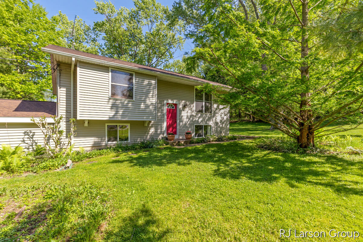 1027 Blue Star Highway South Haven MI 49090