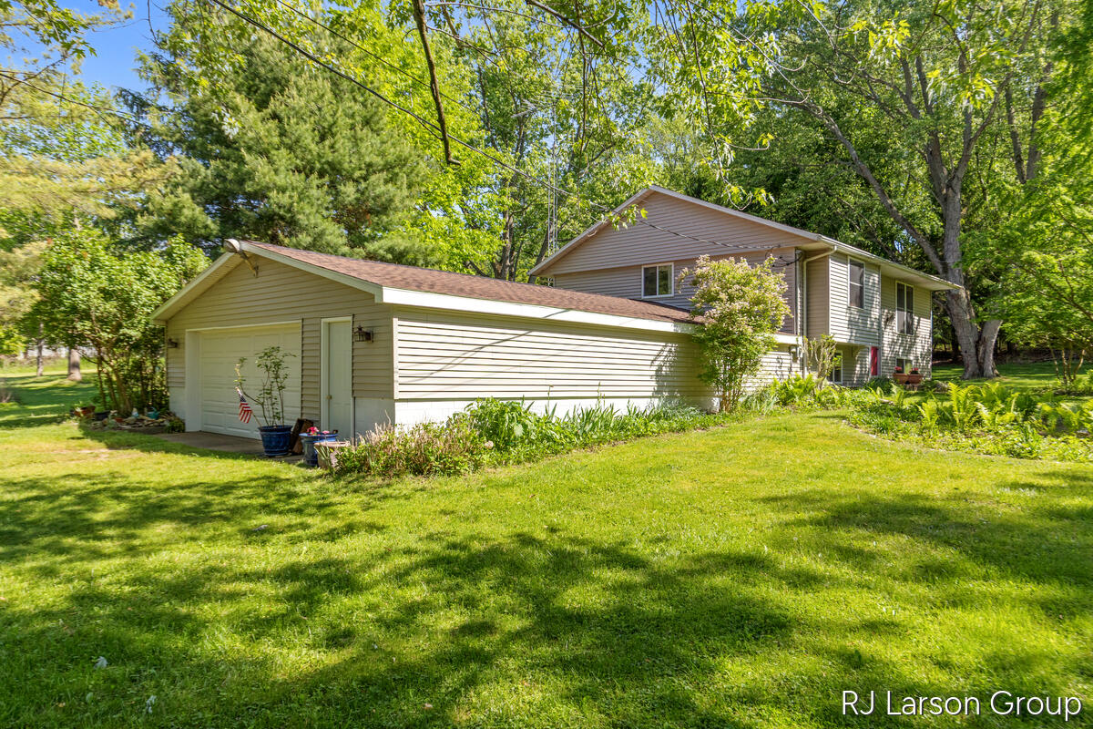 1027 Blue Star Highway South Haven MI 49090