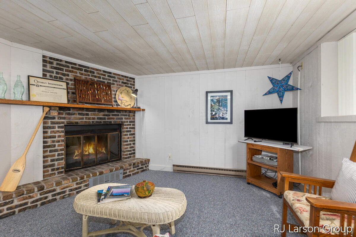 1027 Blue Star Highway South Haven MI 49090