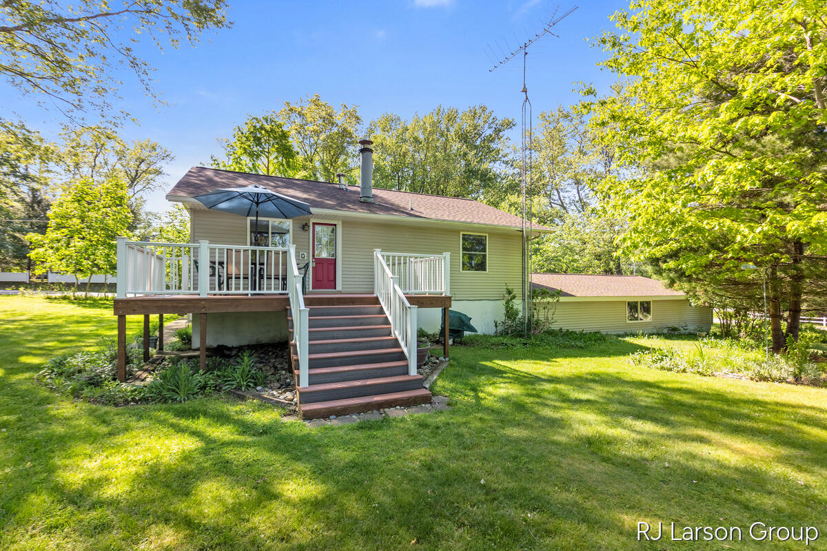 1027 Blue Star Highway South Haven MI 49090