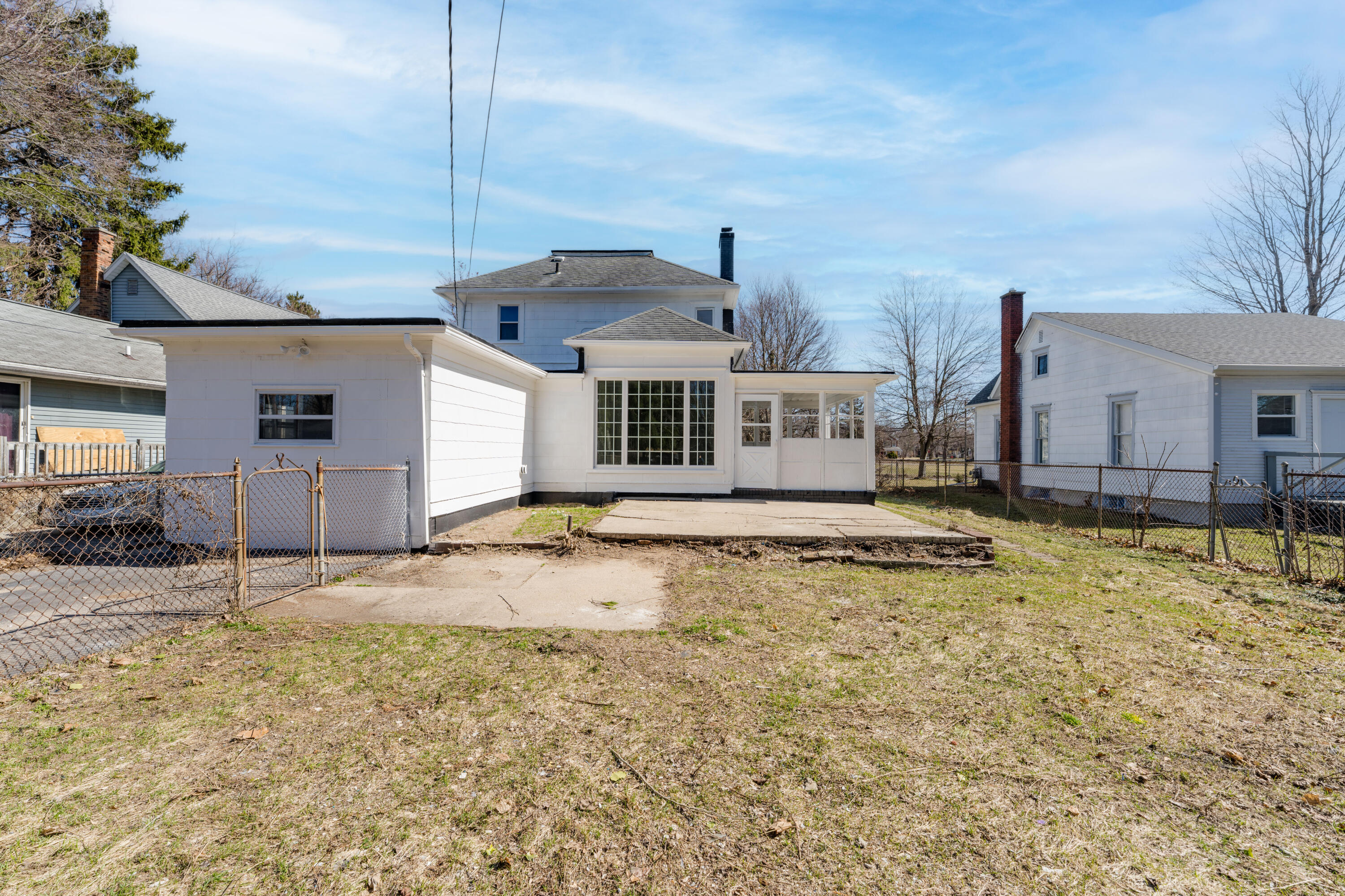 758 Pearl Street Benton Harbor MI 49022