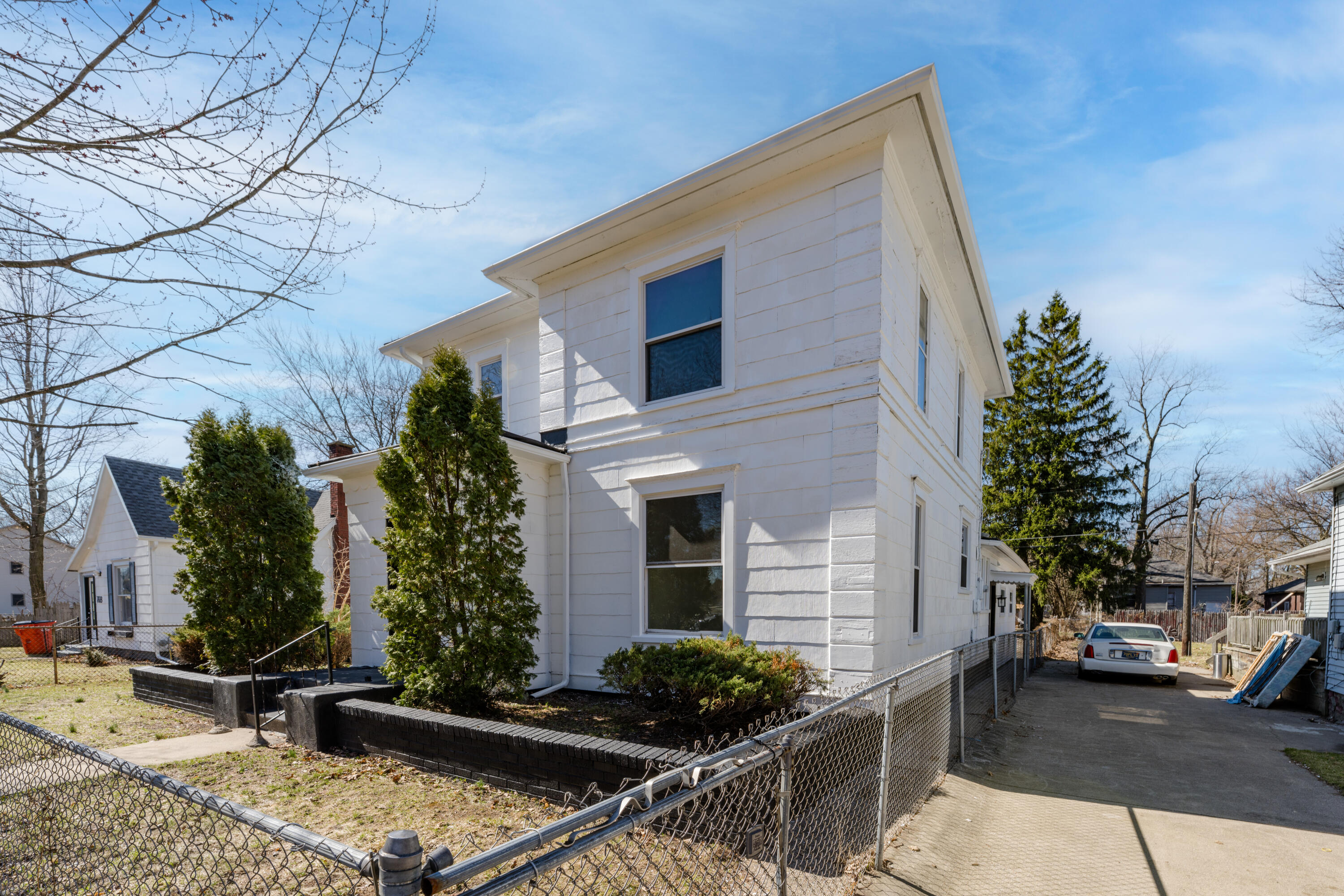 758 Pearl Street Benton Harbor MI 49022