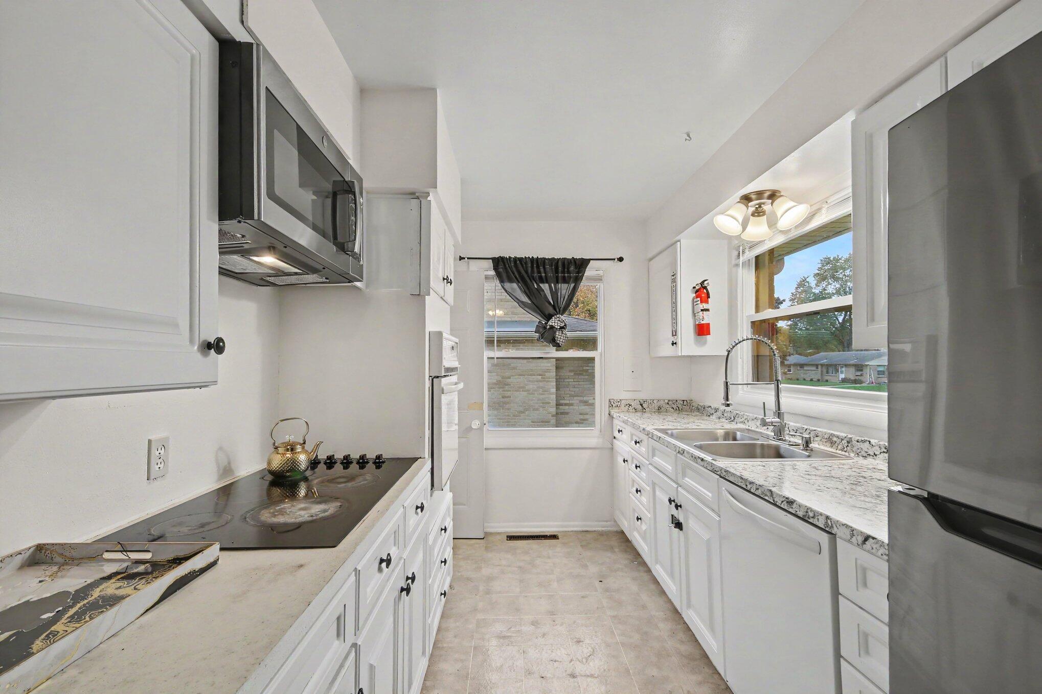 1532 Mayfield Avenue NE Grand Rapids MI 49505