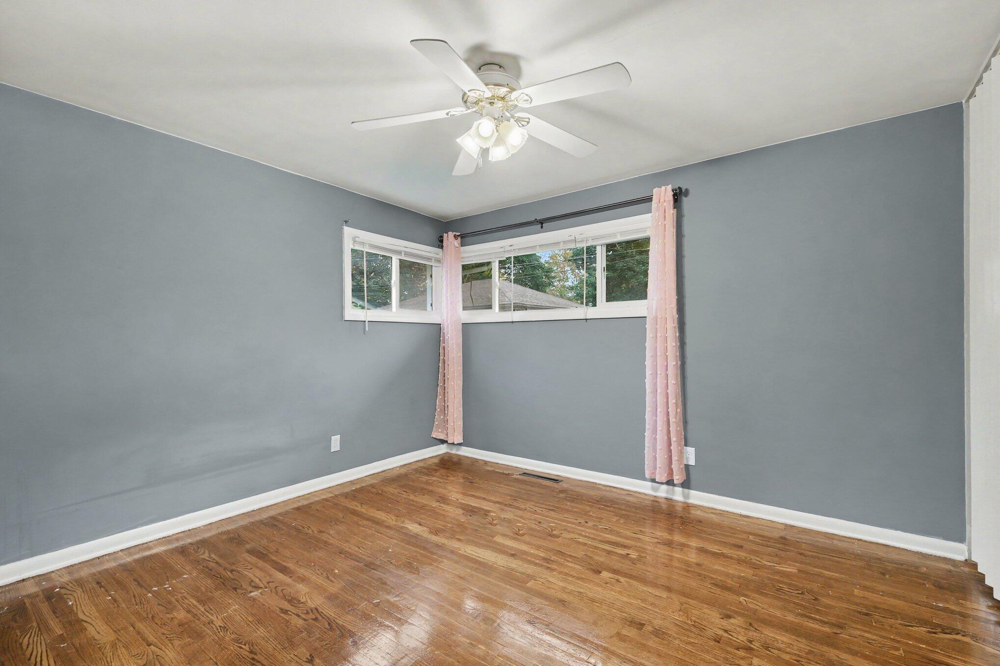 1532 Mayfield Avenue NE Grand Rapids MI 49505