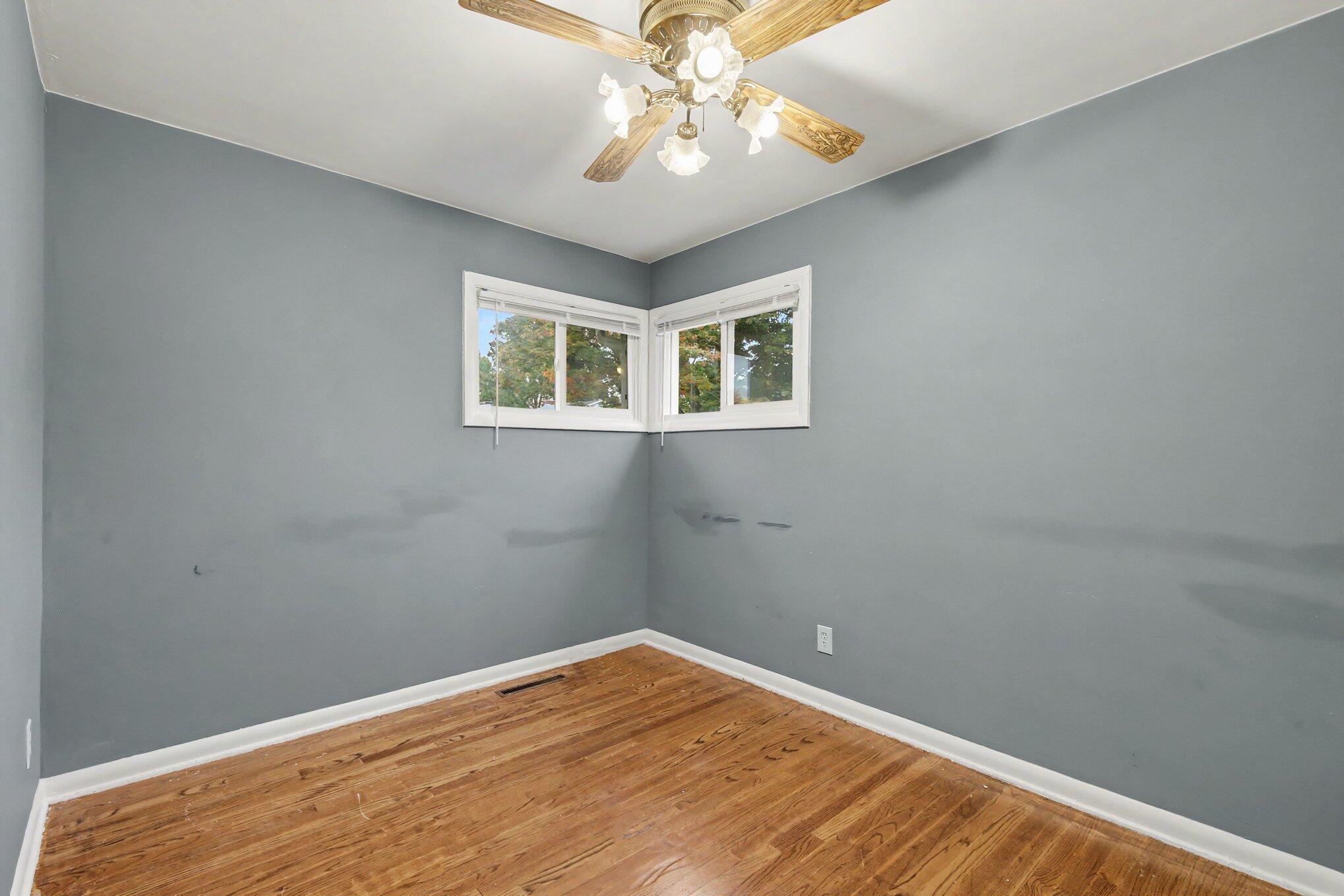1532 Mayfield Avenue NE Grand Rapids MI 49505