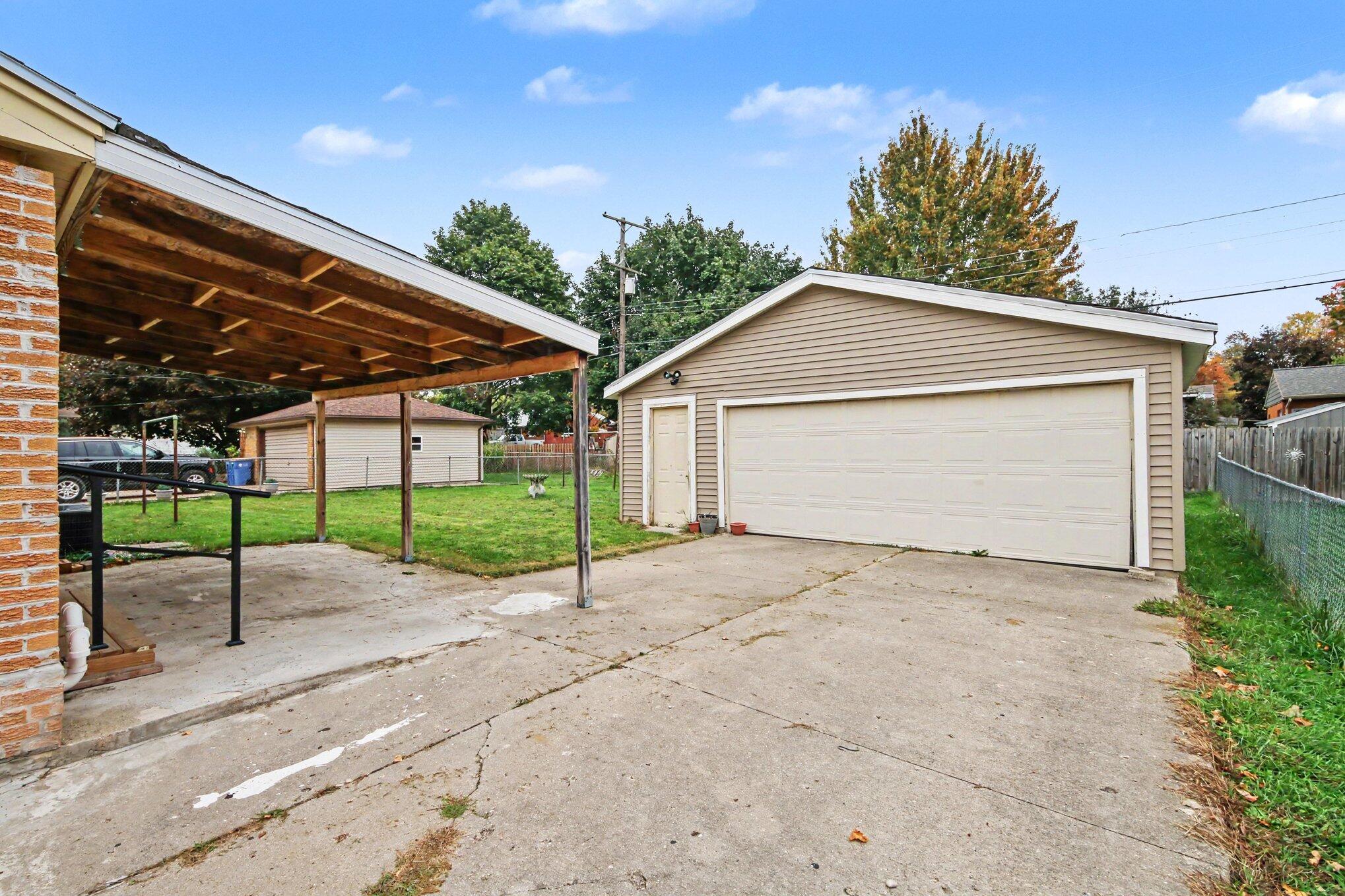 1532 Mayfield Avenue NE Grand Rapids MI 49505