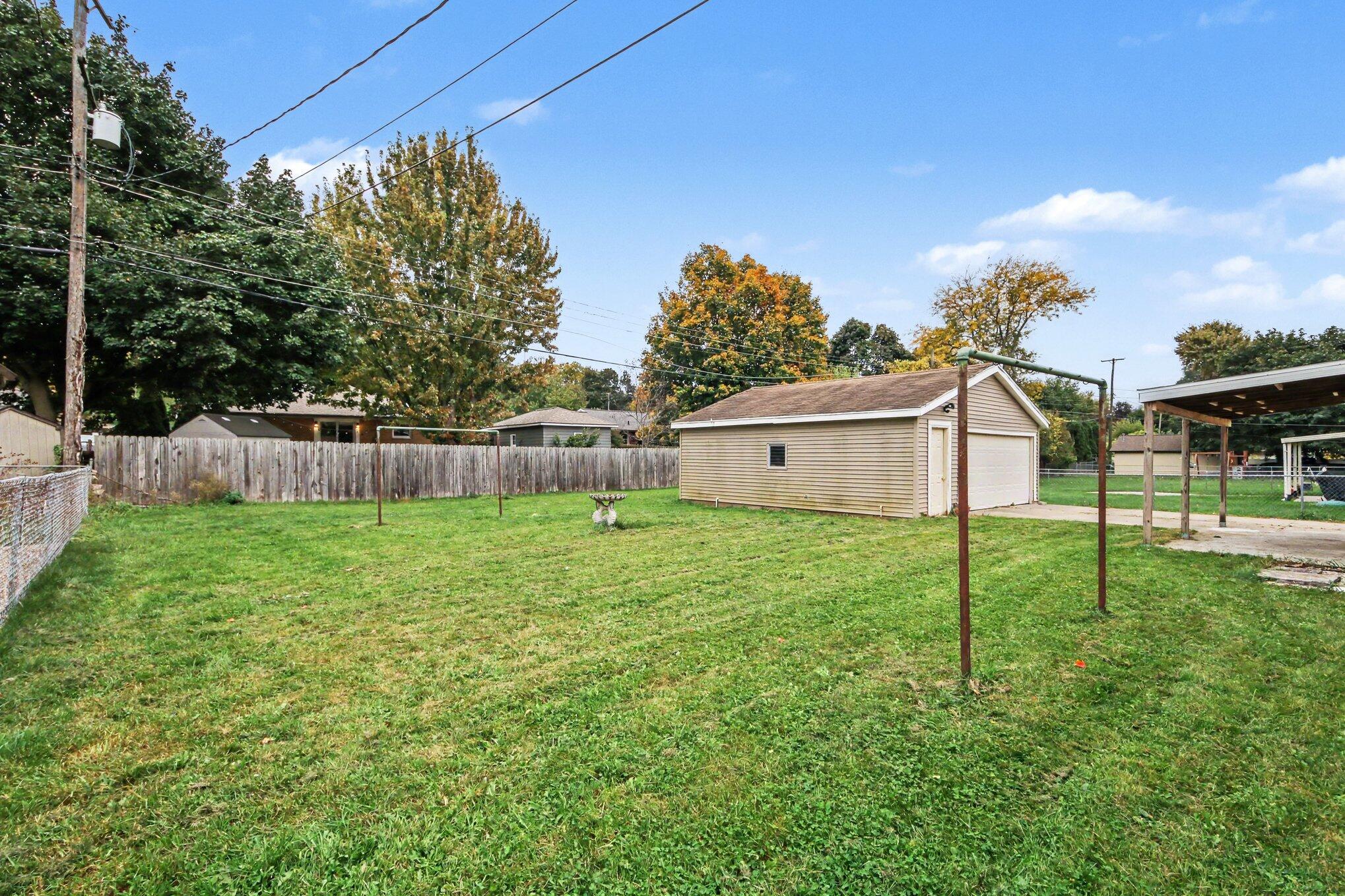 1532 Mayfield Avenue NE Grand Rapids MI 49505