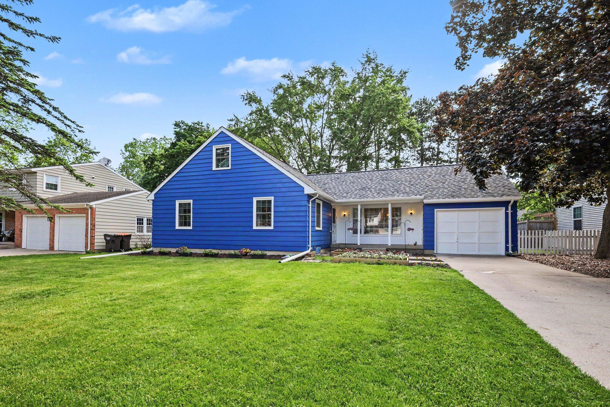 1816 Observatory Avenue SE Grand Rapids MI 49546