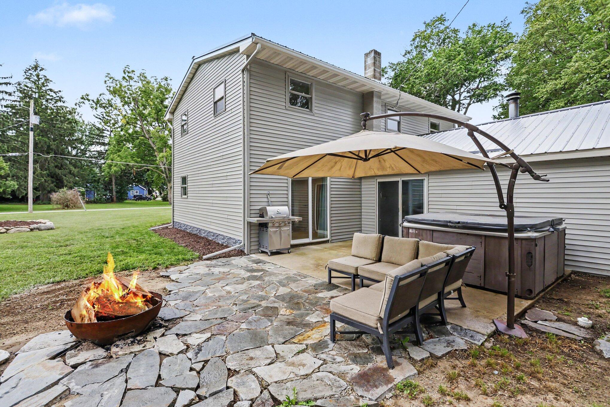 241 Morrison Street Coloma MI 49038