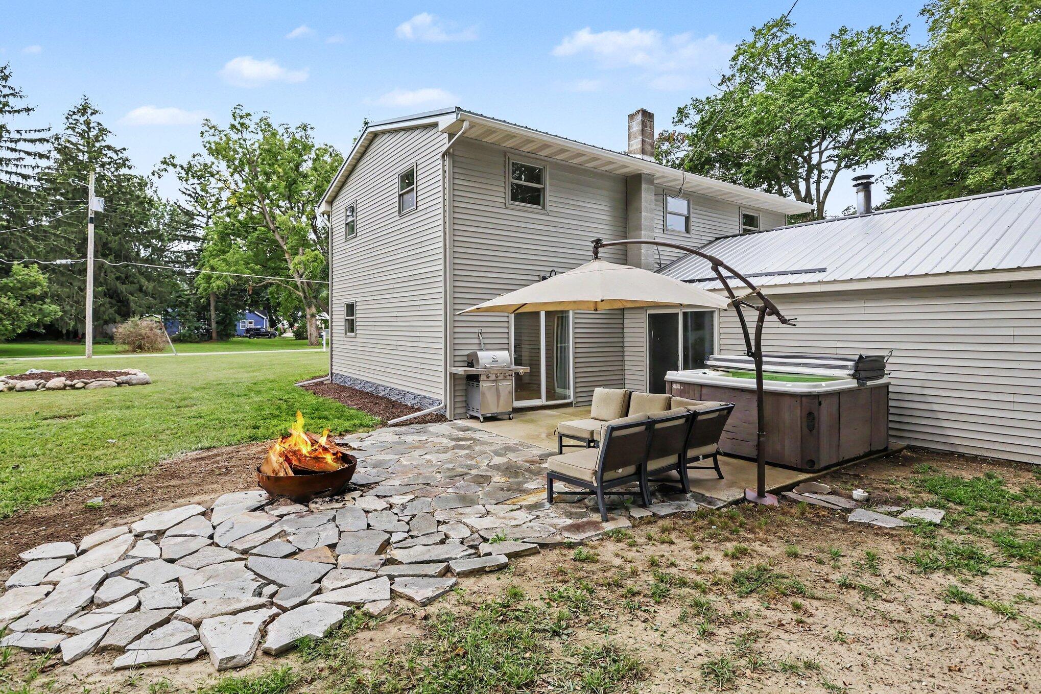 241 Morrison Street Coloma MI 49038