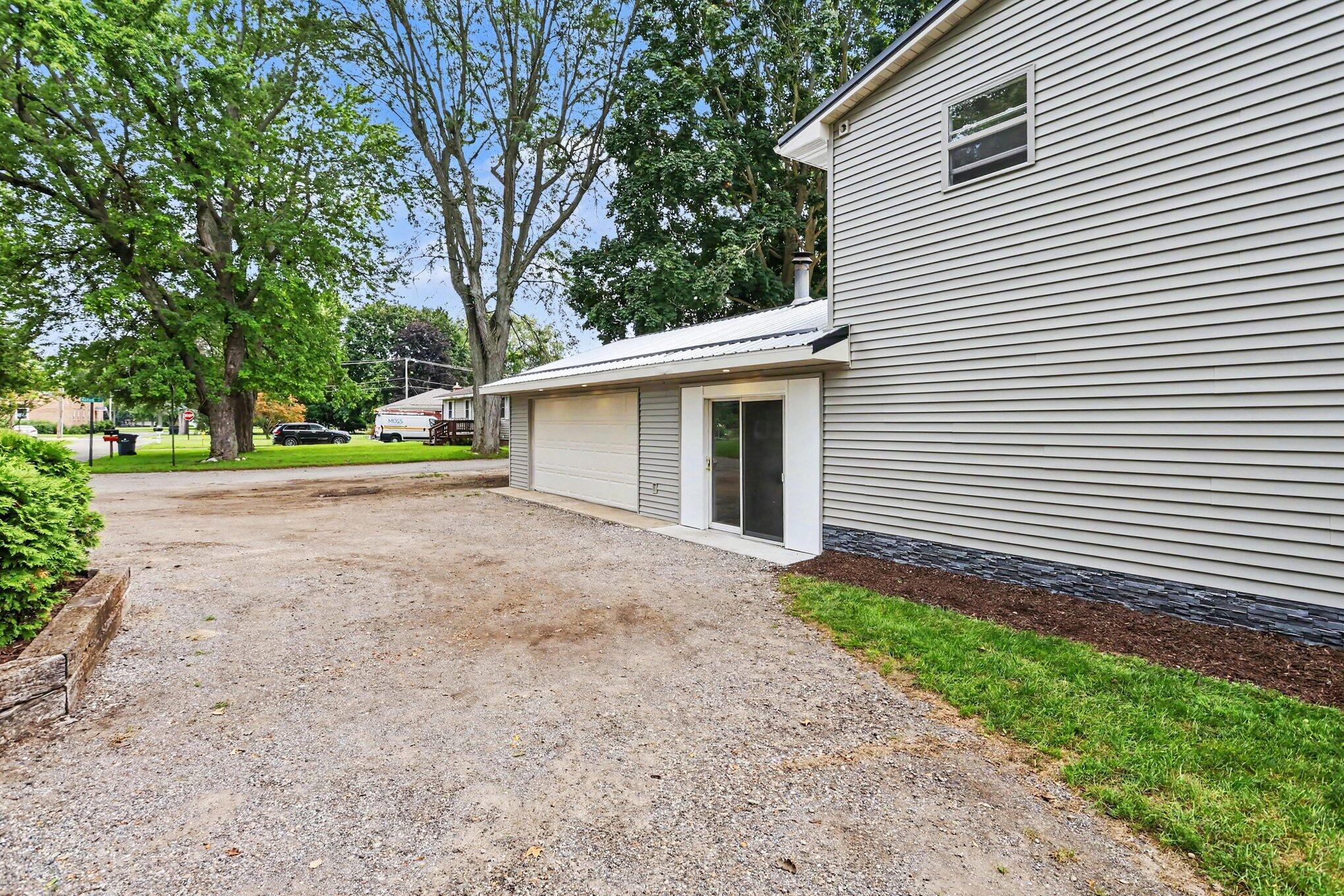 241 Morrison Street Coloma MI 49038