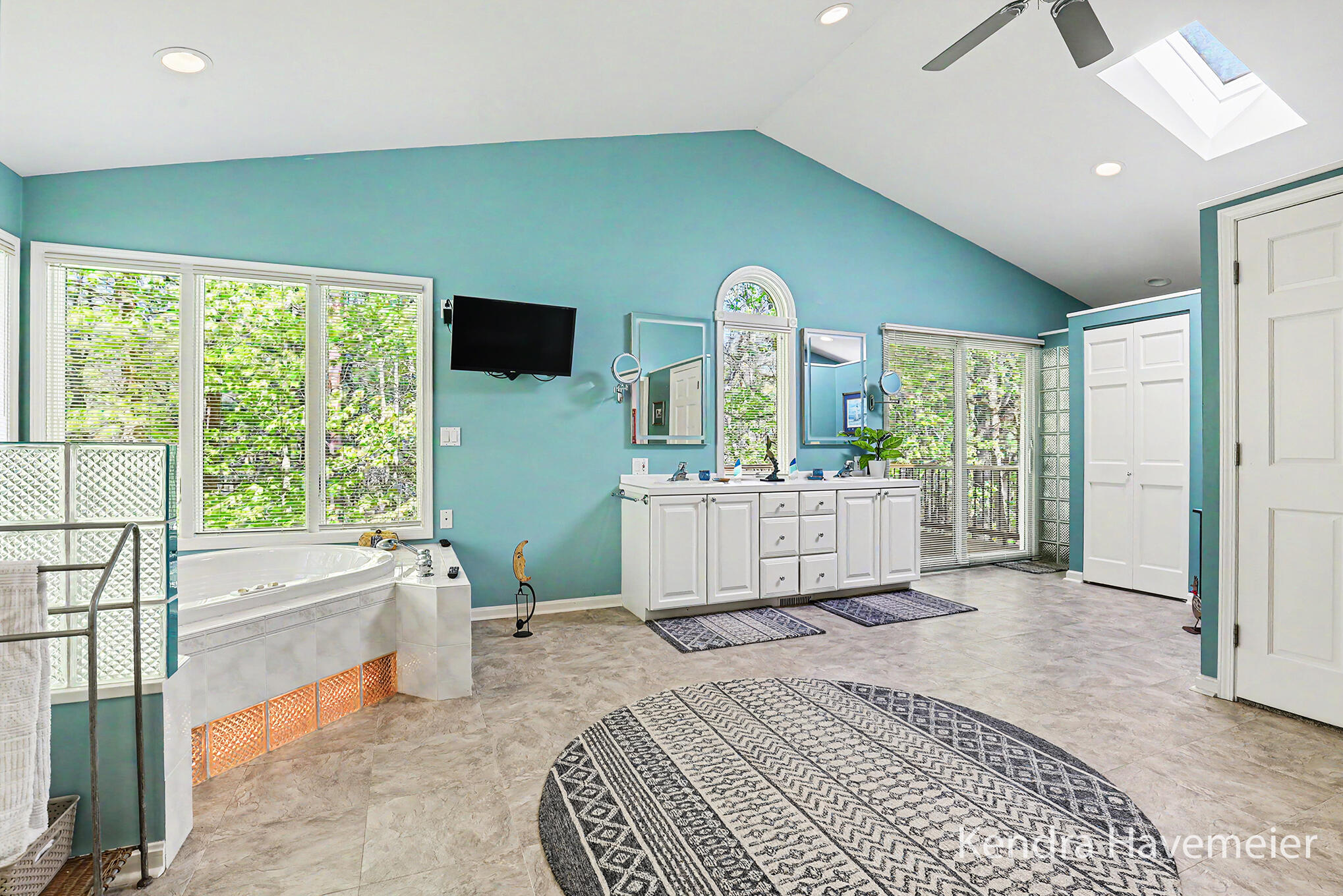 8261 Bush Drive NE Rockford MI 49341