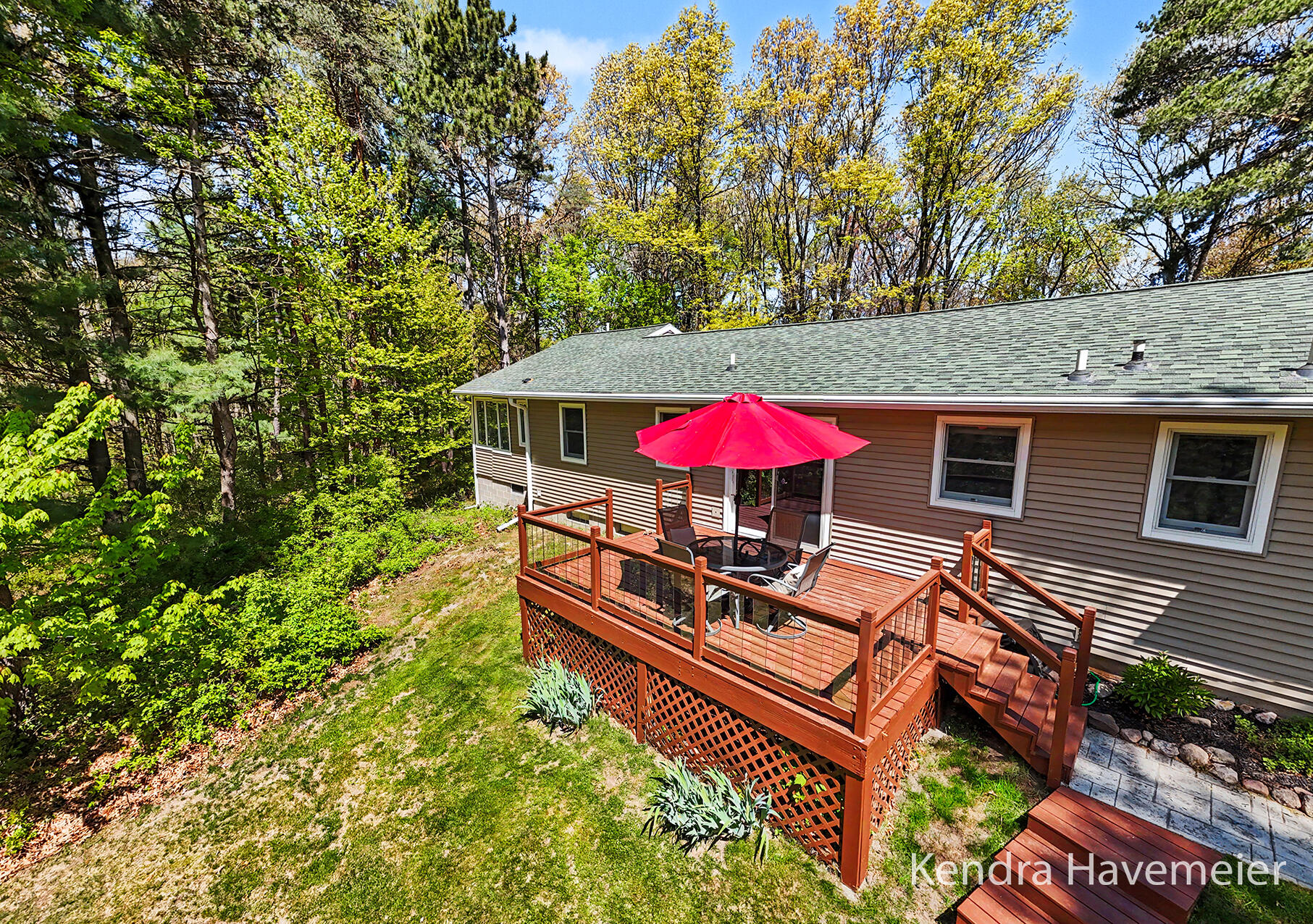 8261 Bush Drive NE Rockford MI 49341
