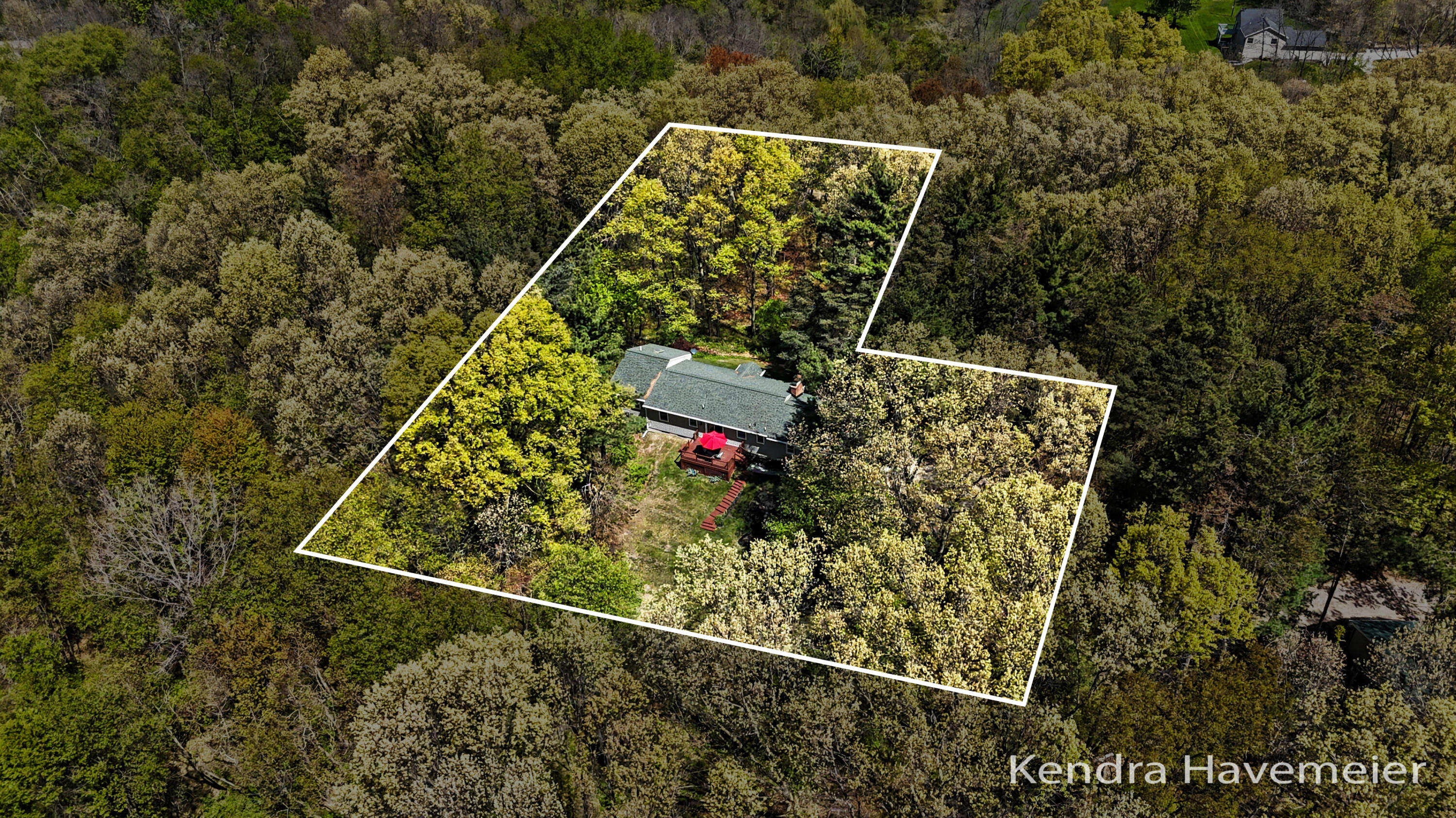 8261 Bush Drive NE Rockford MI 49341