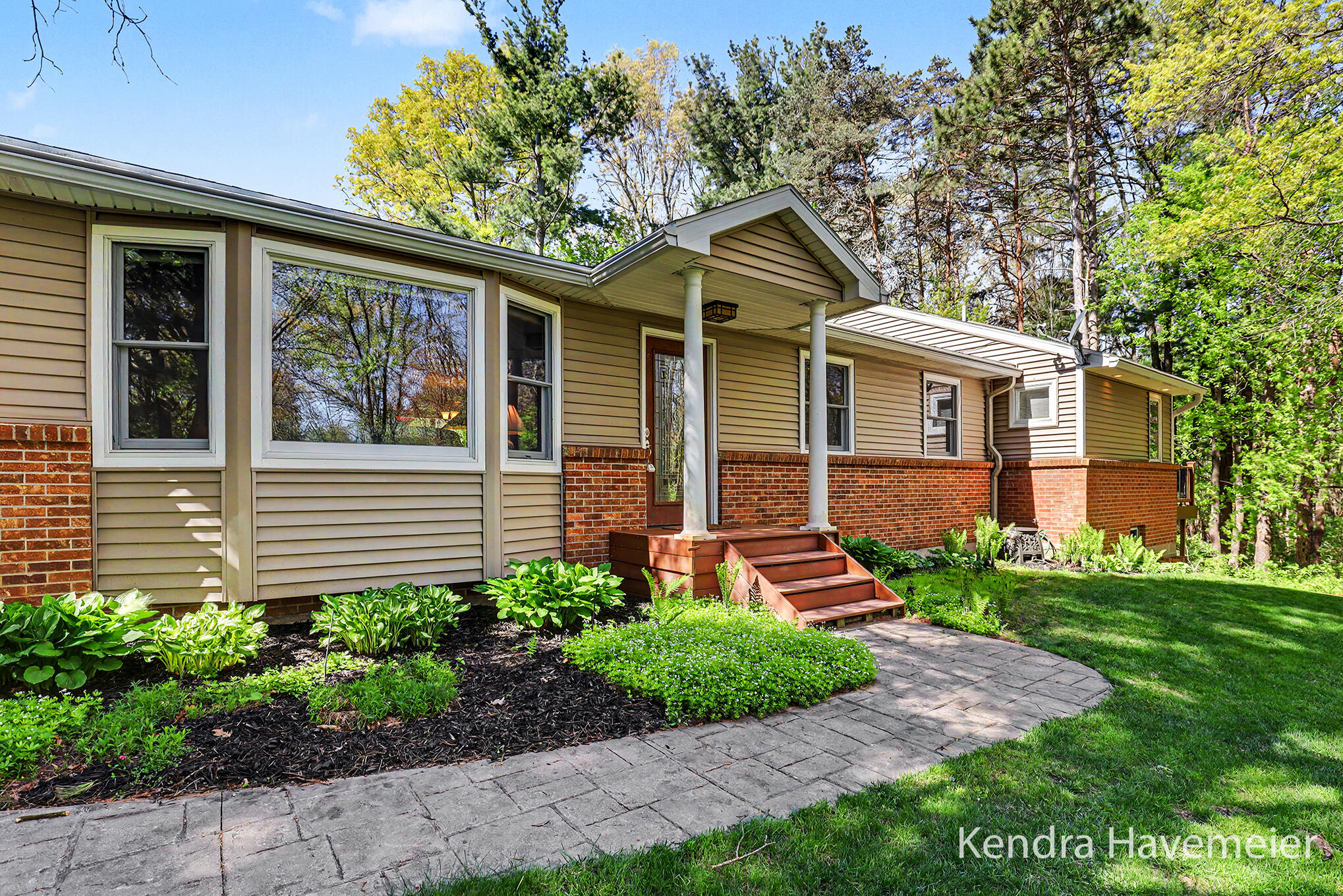8261 Bush Drive NE Rockford MI 49341