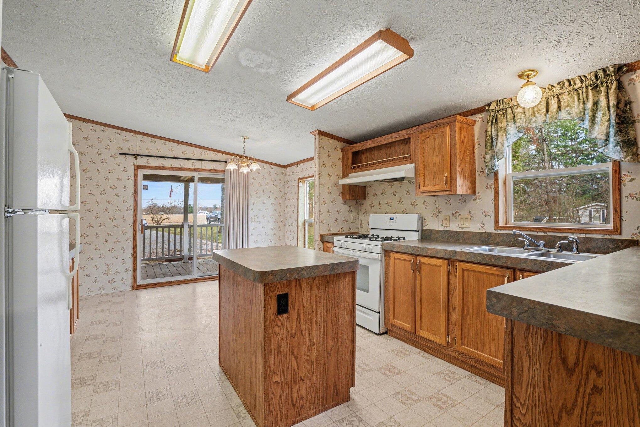 23841 Jefferson Center Street Cassopolis MI 49031